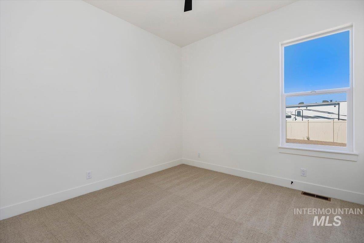563 Moonstone Rd Property Photo 29
