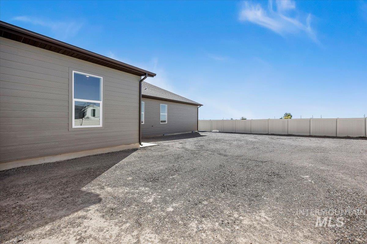 563 Moonstone Rd Property Photo 37