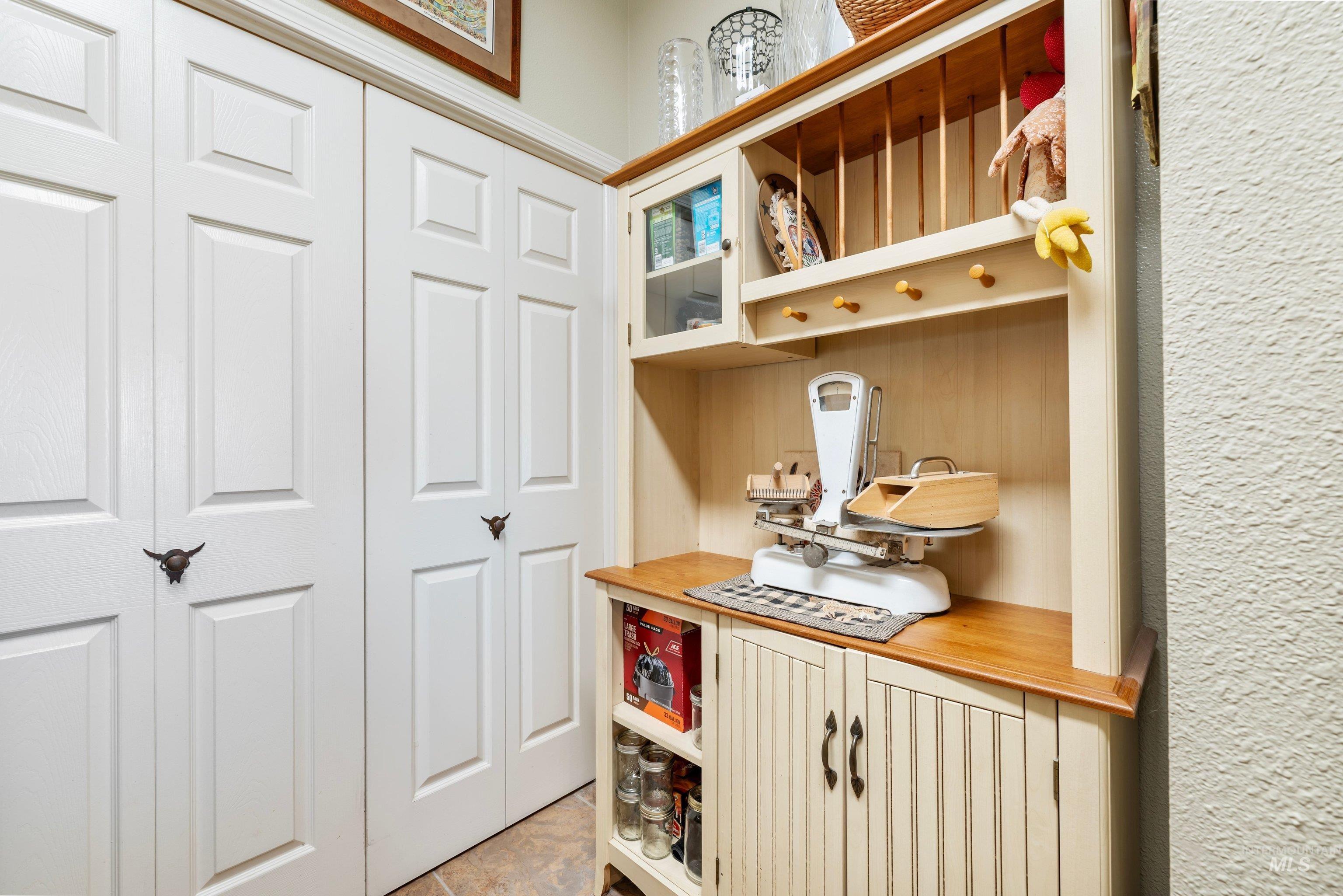 479 E King Rd Property Photo 25