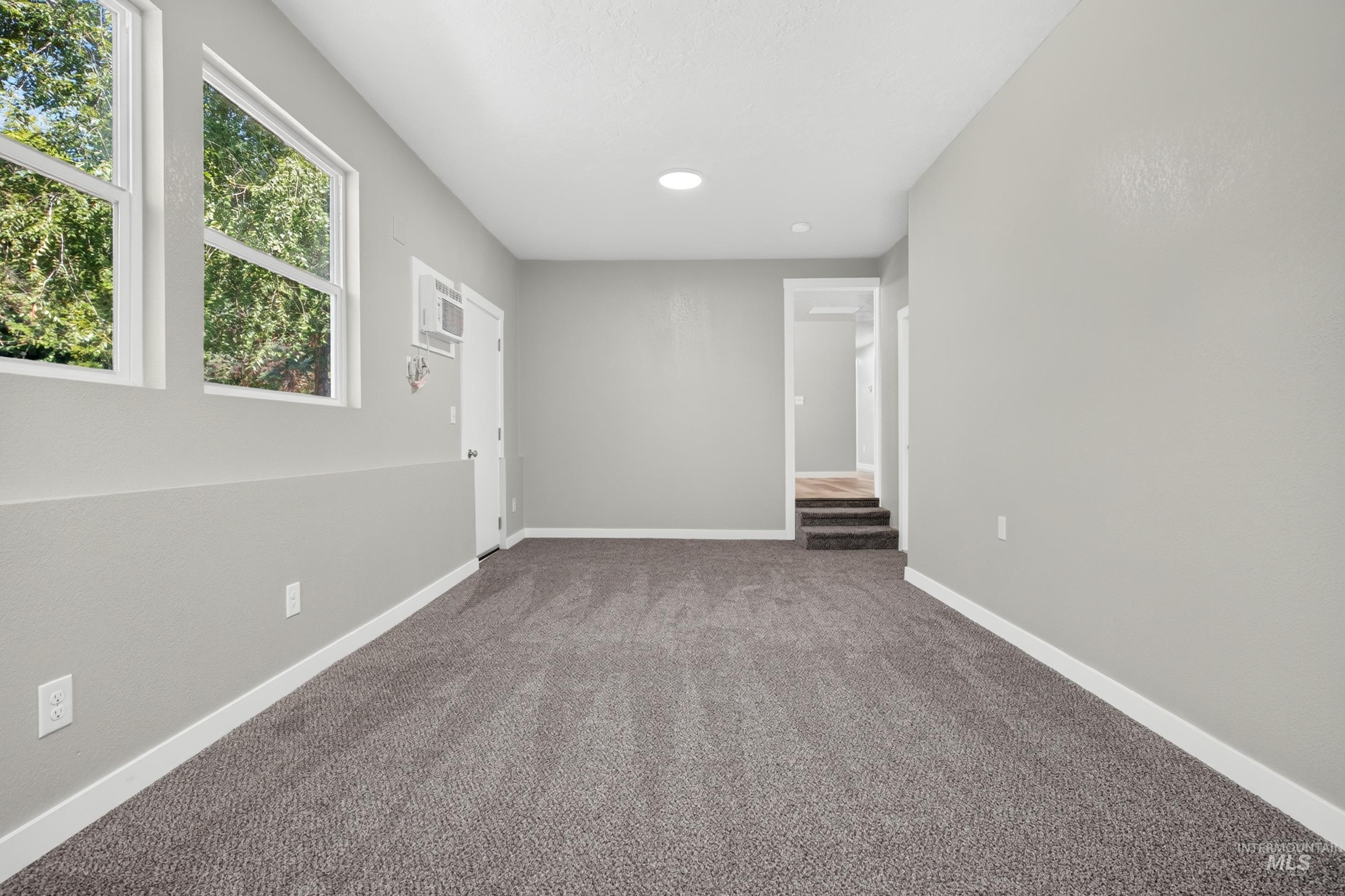 11856 W Race St Property Photo 19