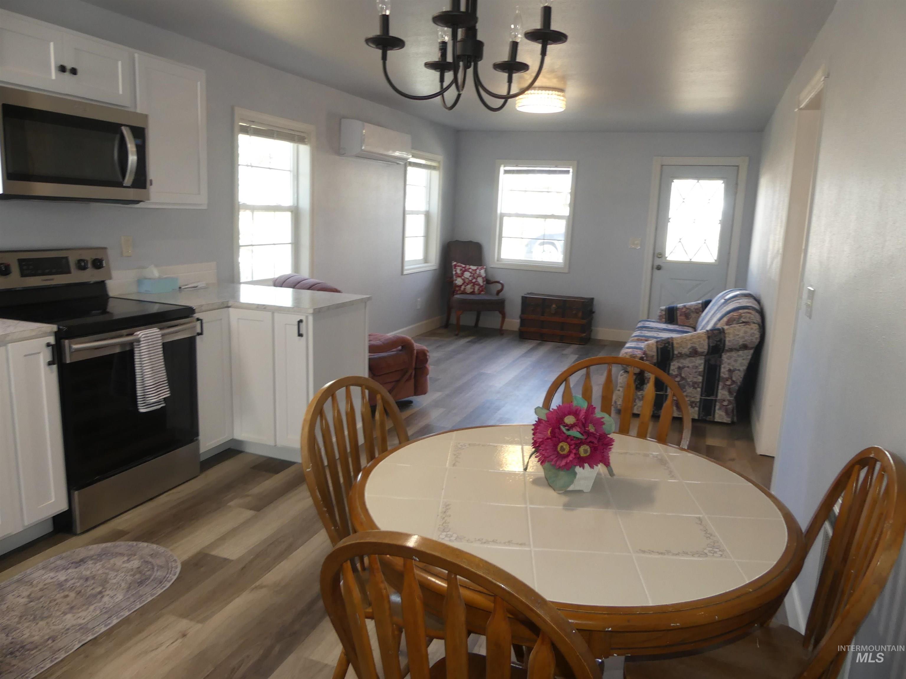 321 Spaulding Ave Property Photo 12