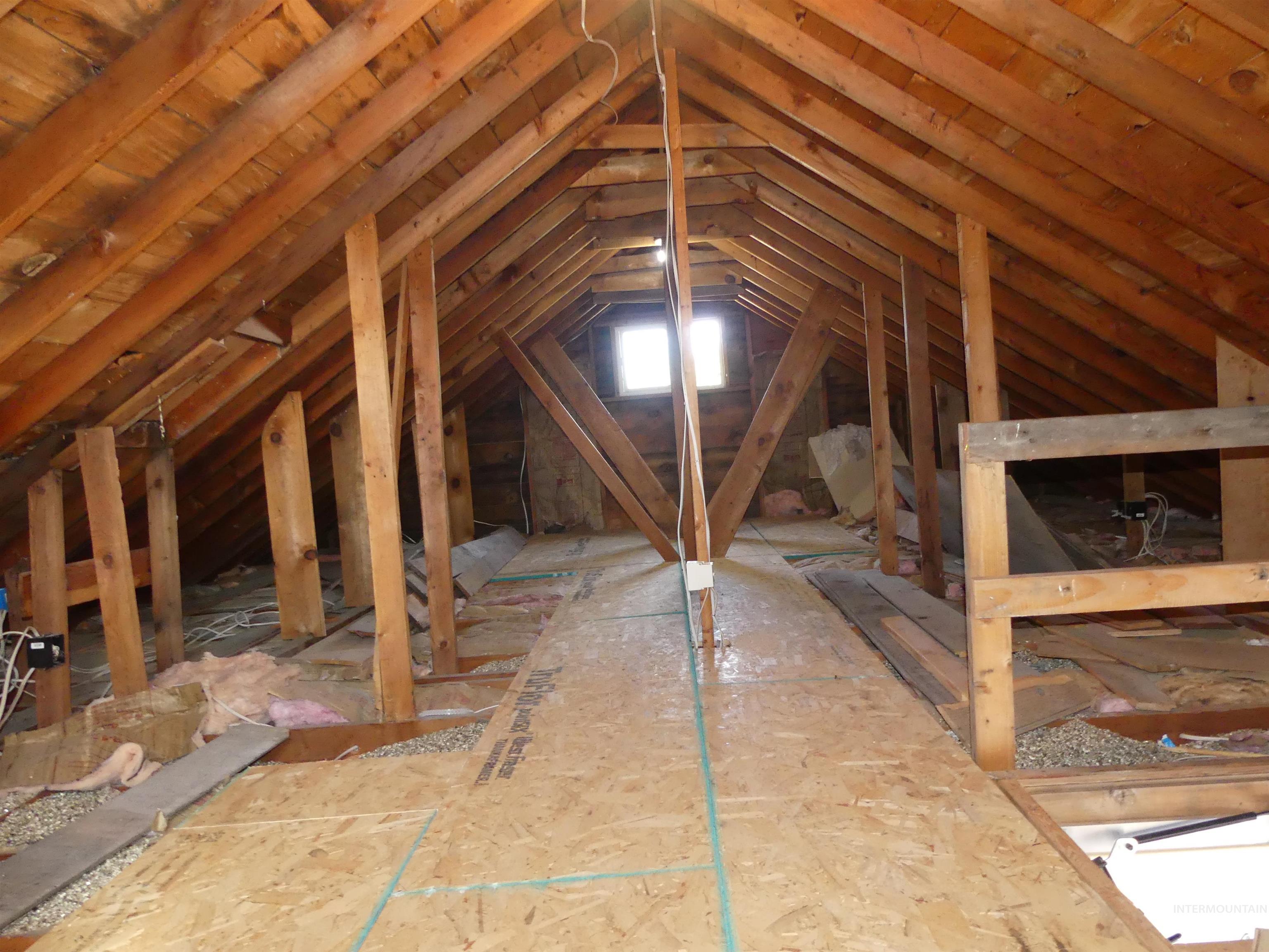 321 Spaulding Ave Property Photo 23