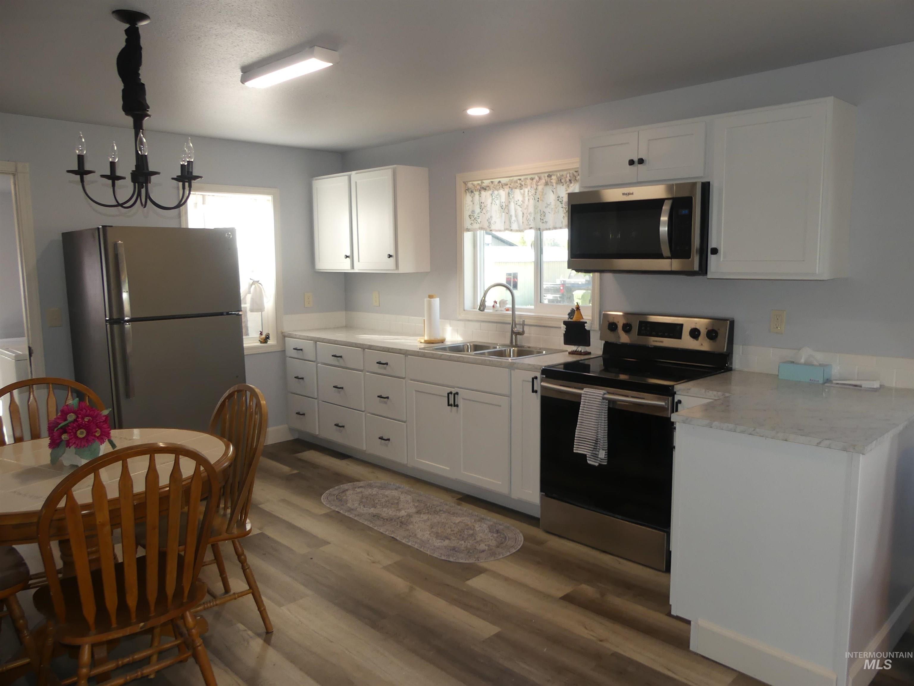 321 Spaulding Ave Property Photo 28