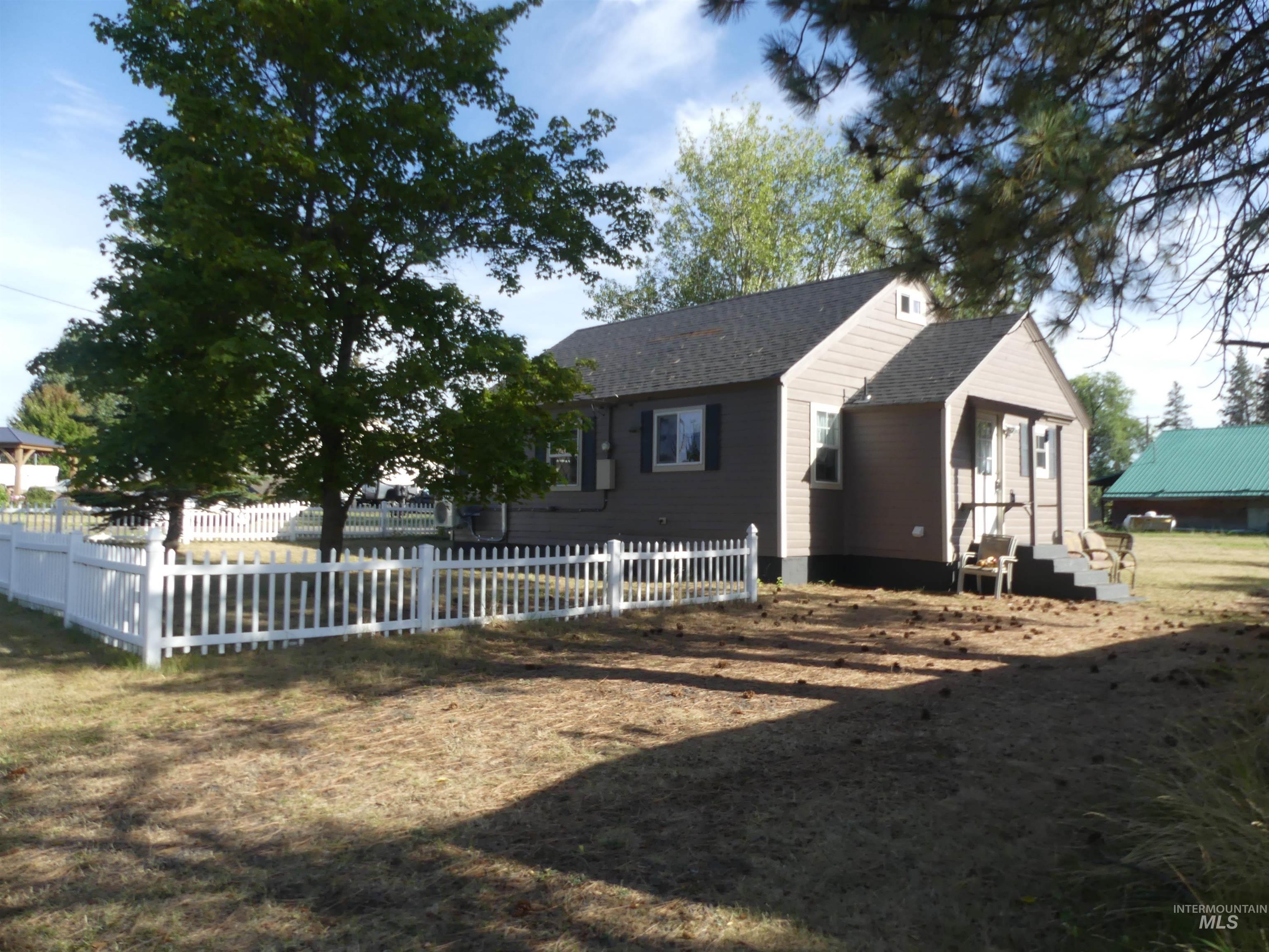 321 Spaulding Ave Property Photo 44