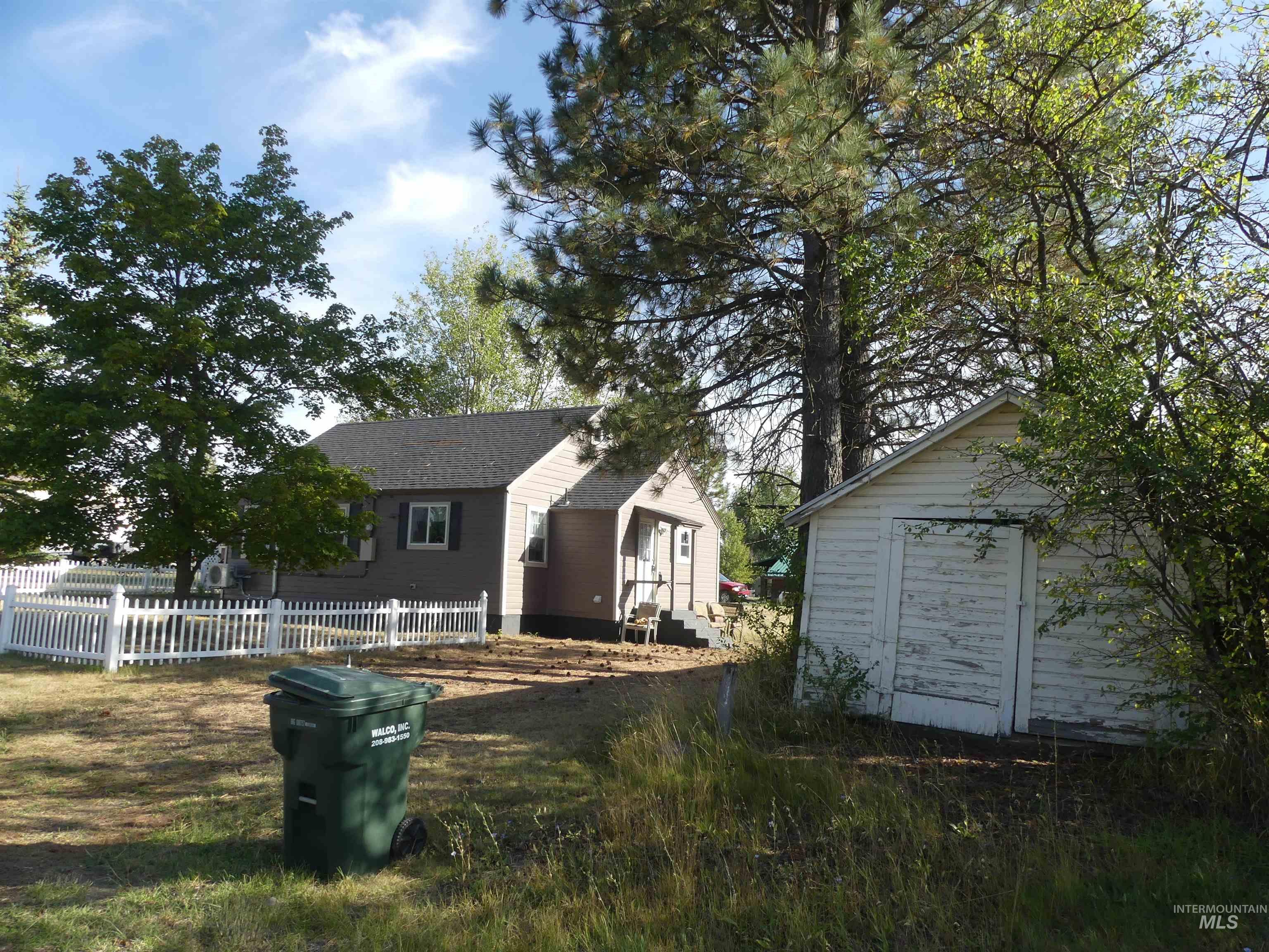 321 Spaulding Ave Property Photo 45