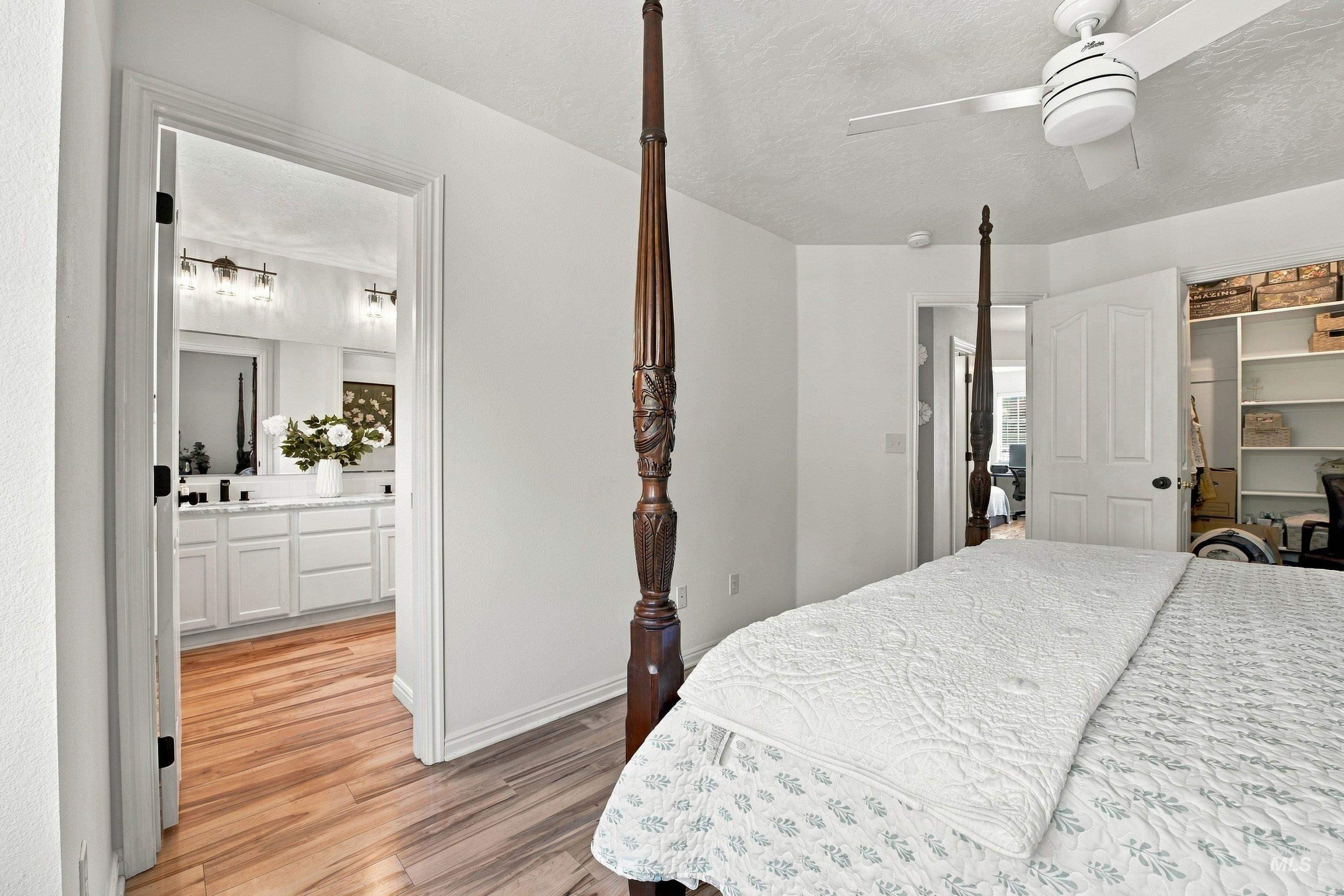1226 New York St Property Photo 22