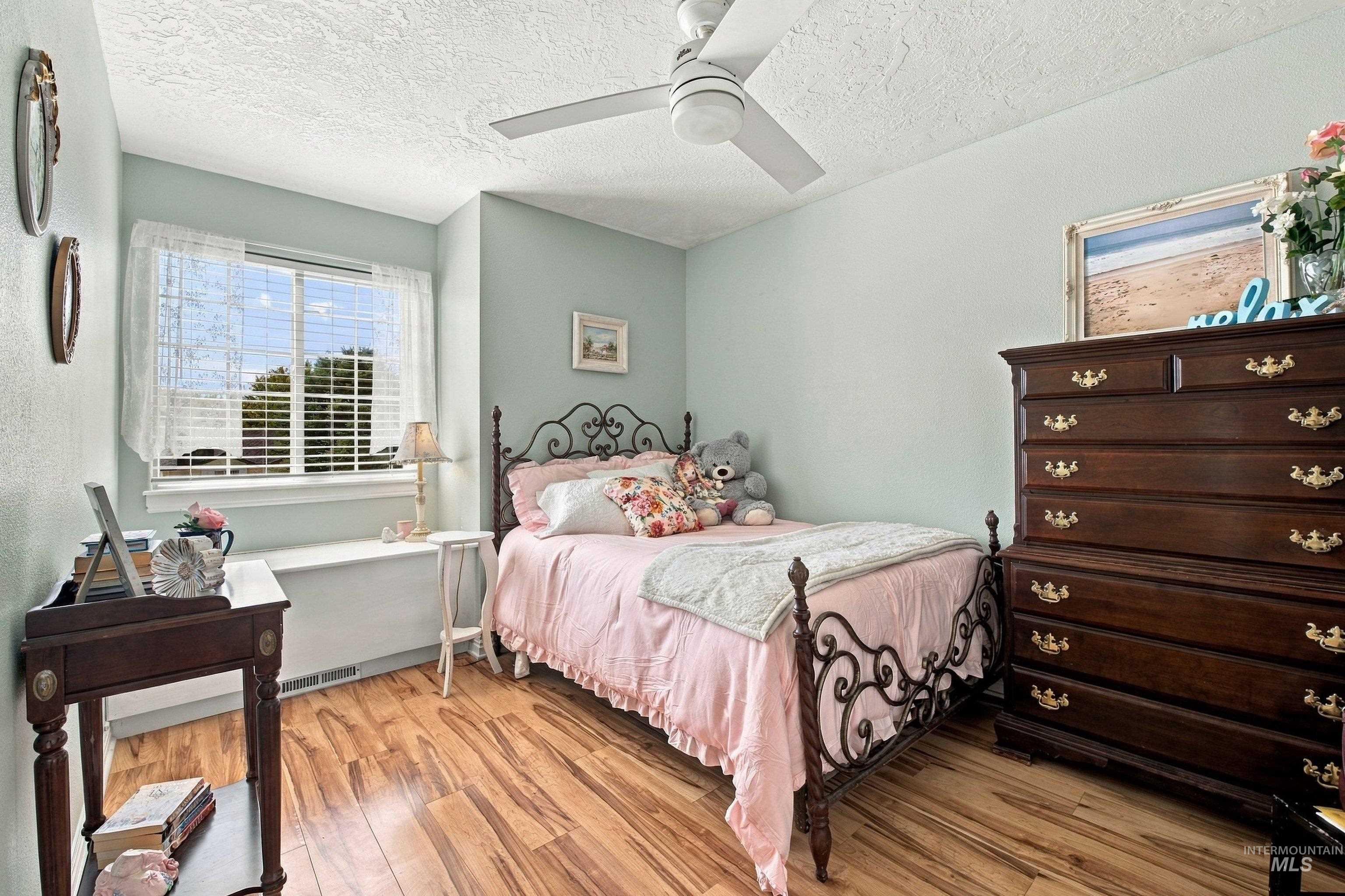 1226 New York St Property Photo 25