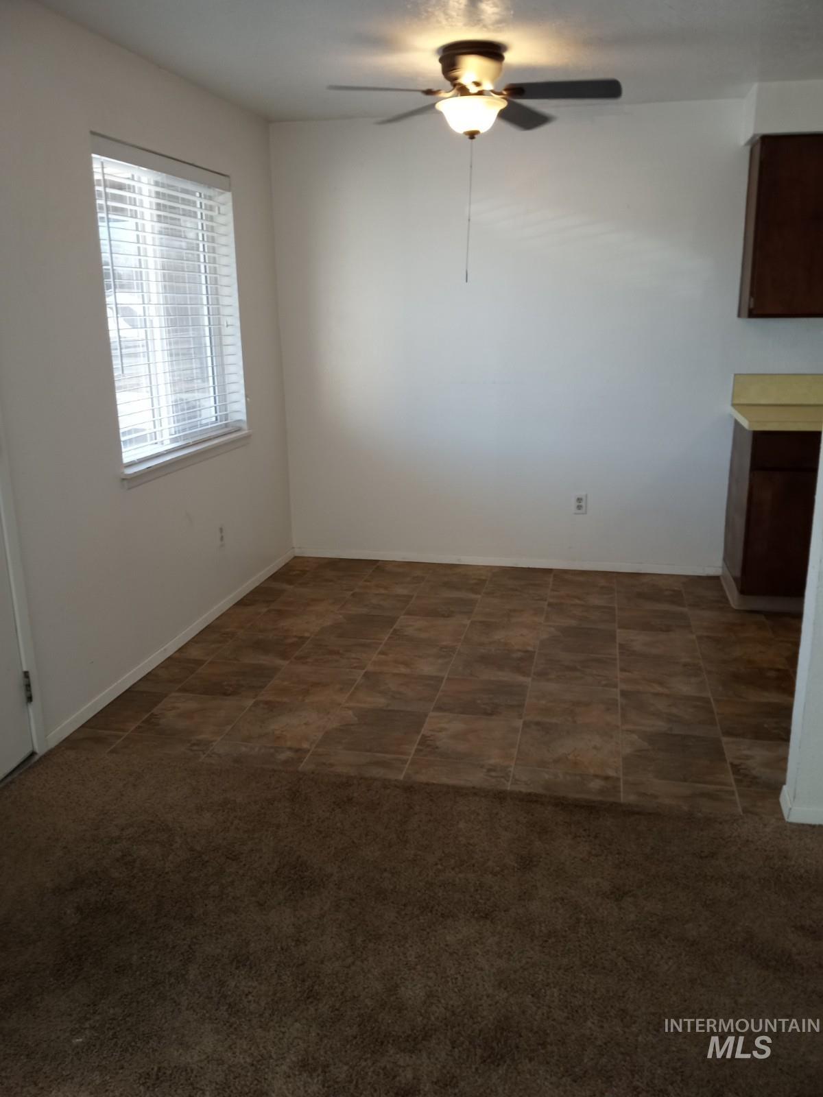 2323 Hillcrest Property Photo 17