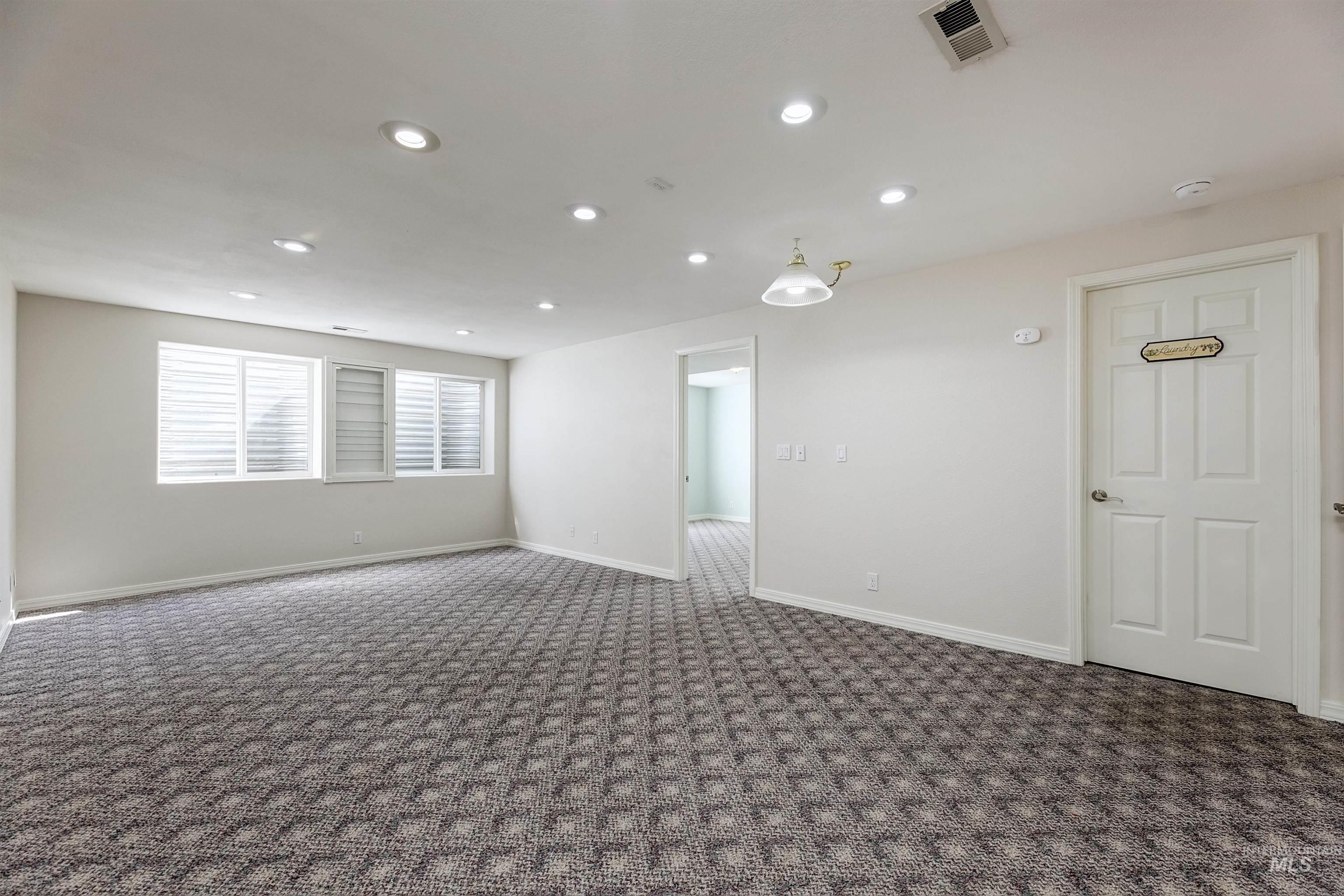 13233 W Buttercup Property Photo 34