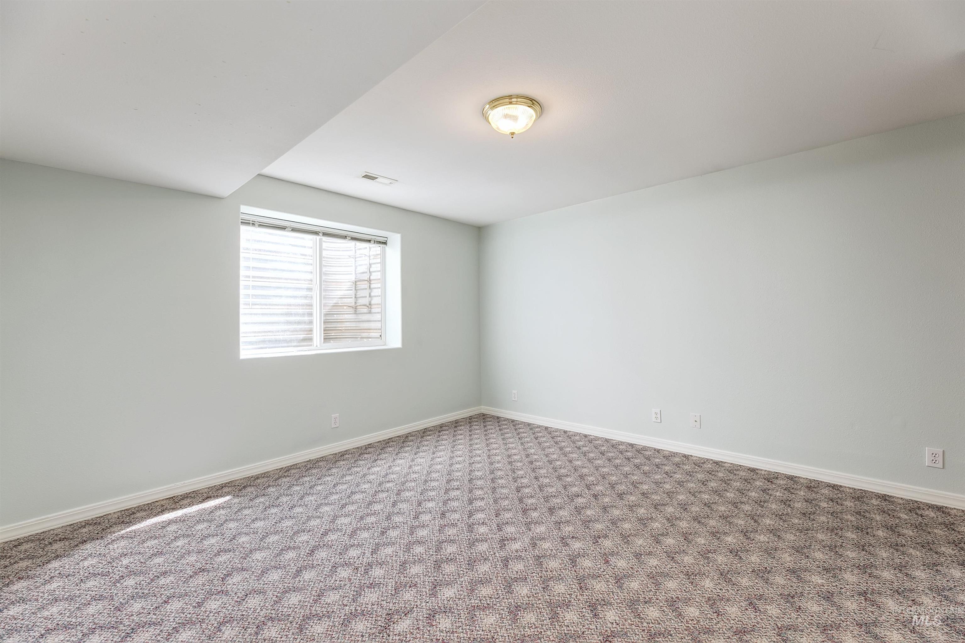 13233 W Buttercup Property Photo 36