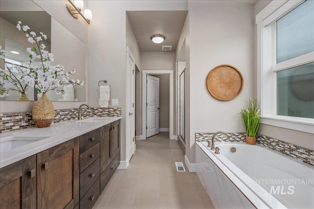 10345 Millgrain St. Property Photo 17