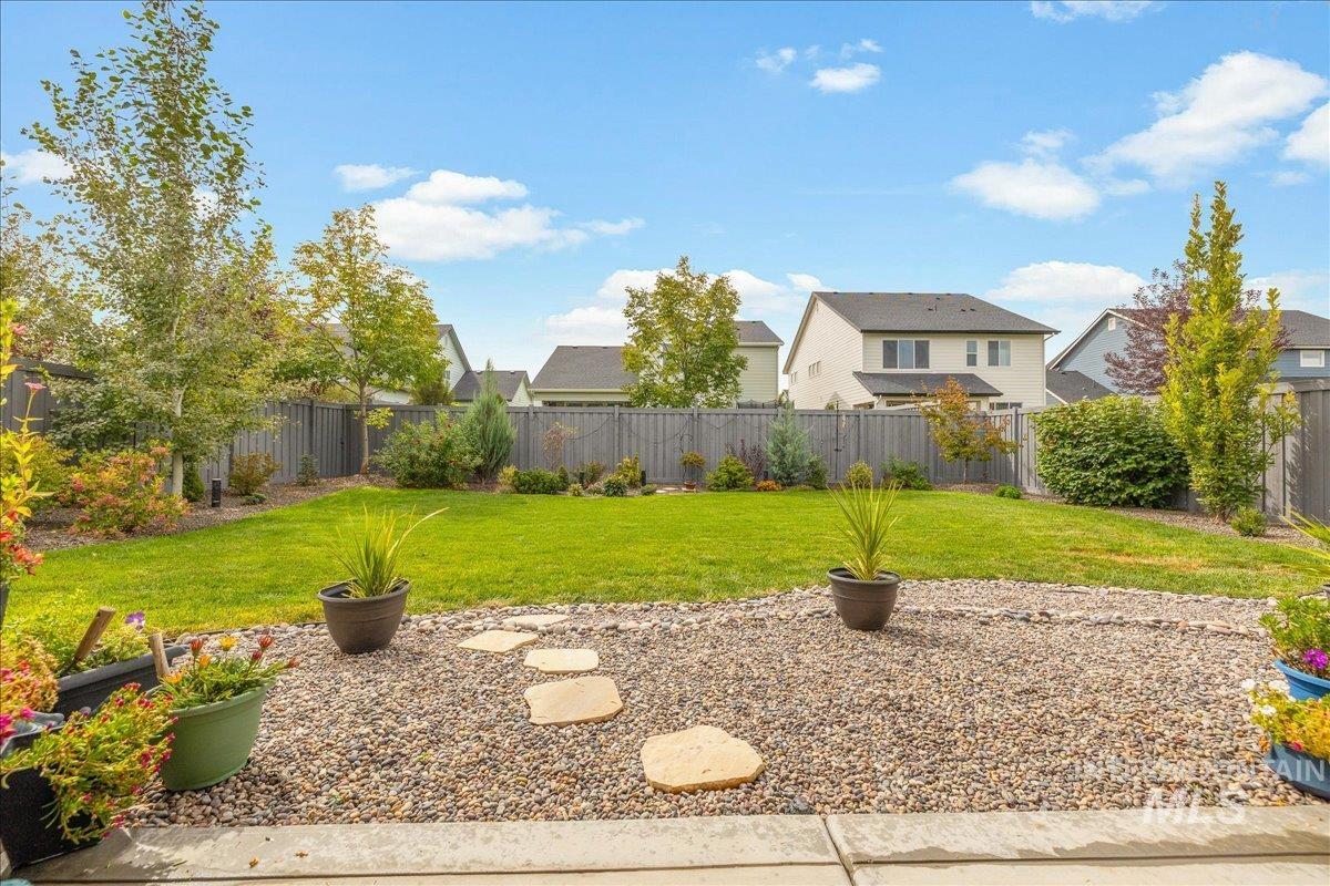 10345 Millgrain St. Property Photo 28