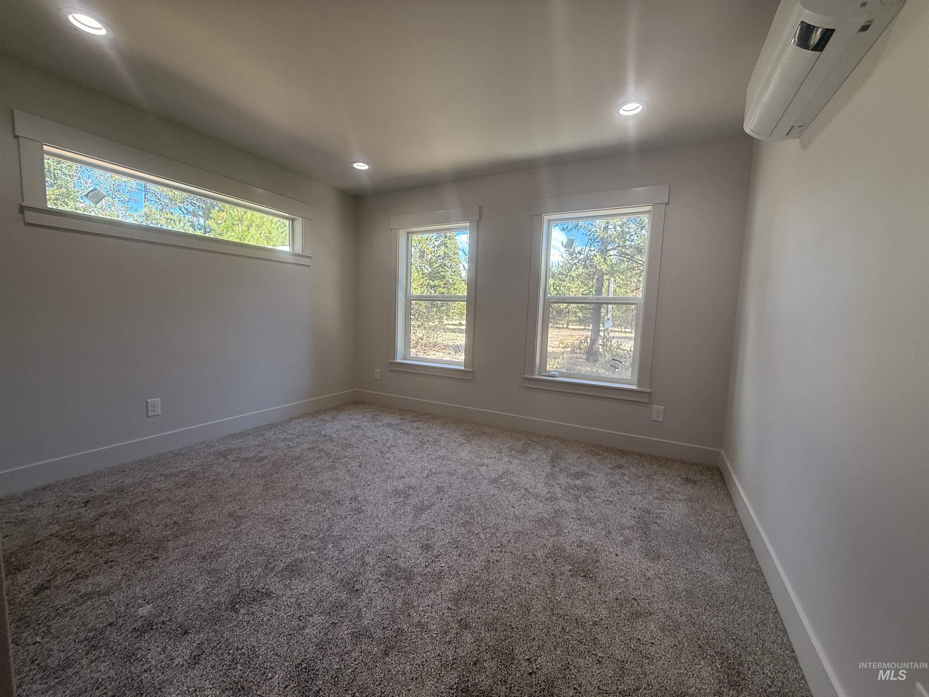 12976 Sandy Drive Property Photo 37