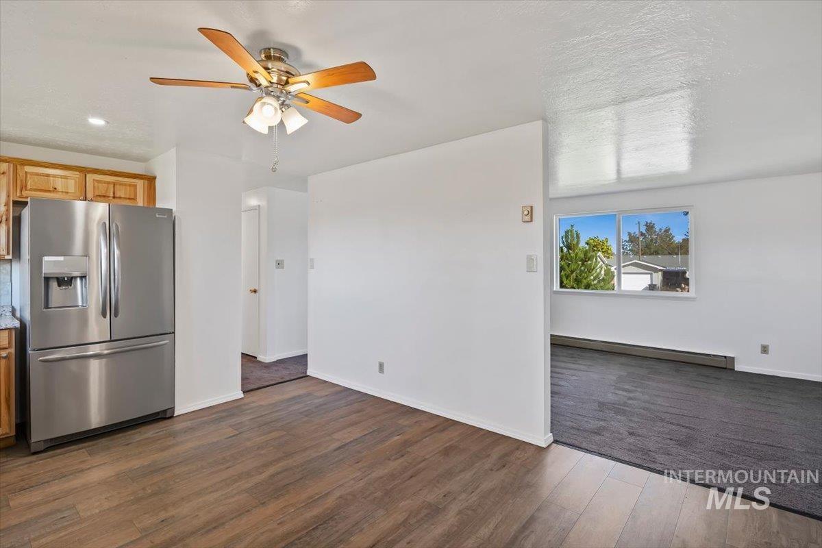 3085 Dickson Ave Property Photo 10