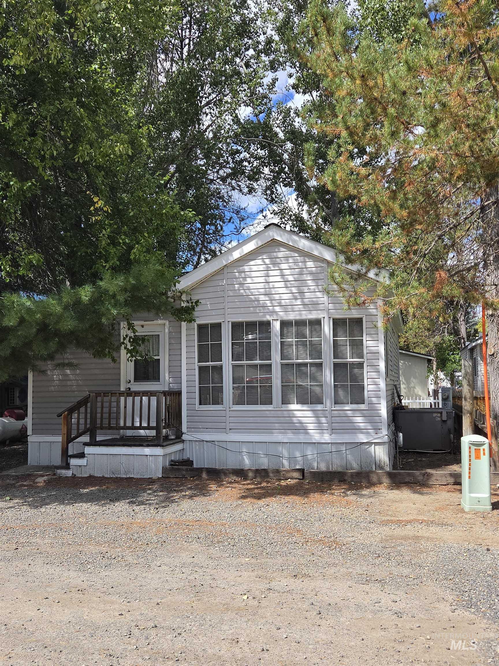 514 D28 Sawyer St Property Photo 1
