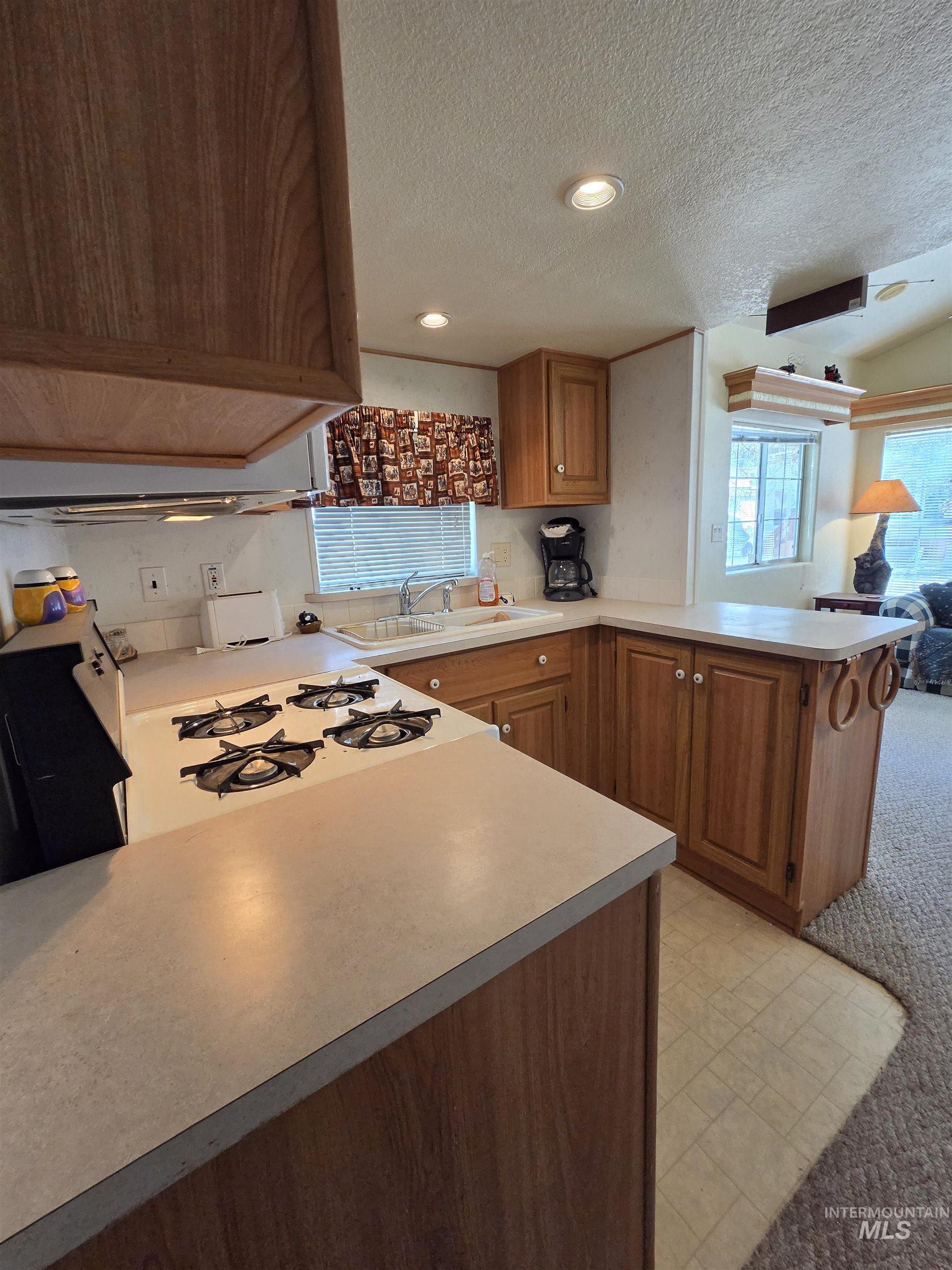 514 D28 Sawyer St Property Photo 15