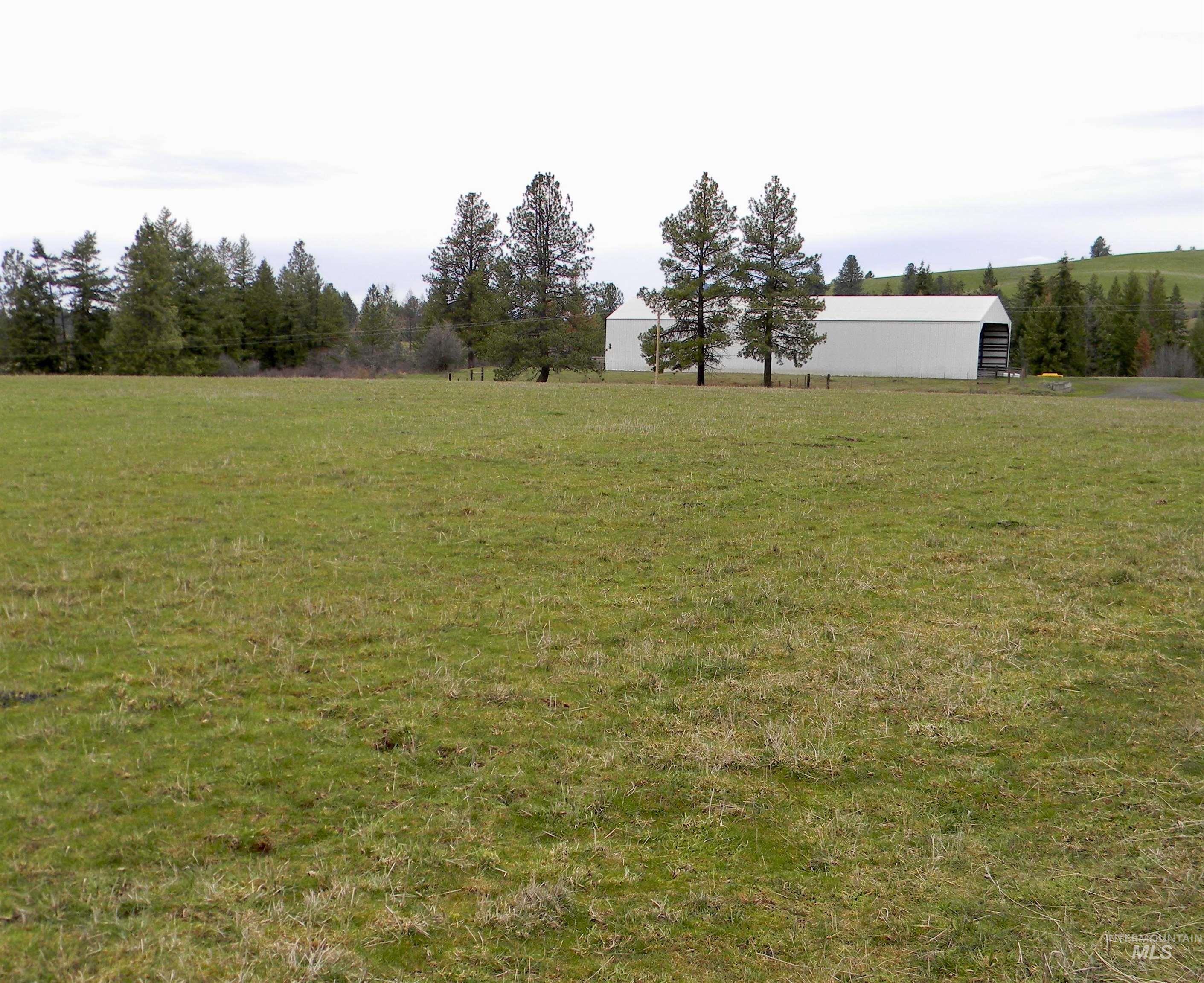2000 Park Rd. Property Photo 8