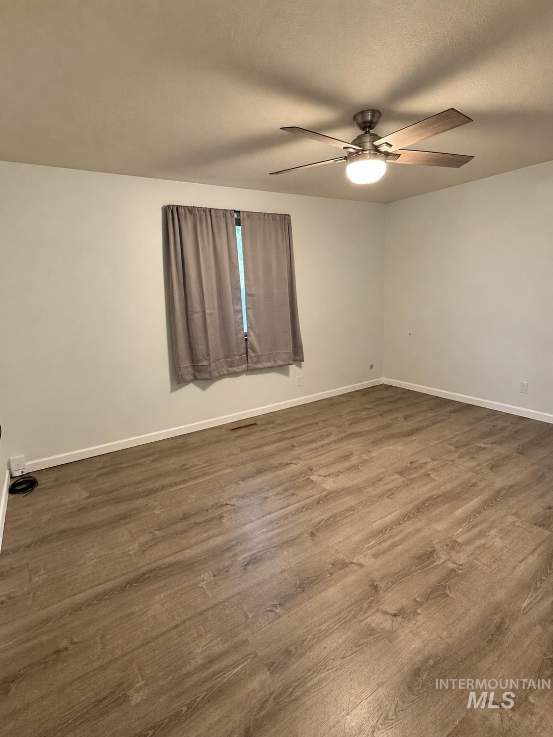 737 Academic Drive Property Photo 10