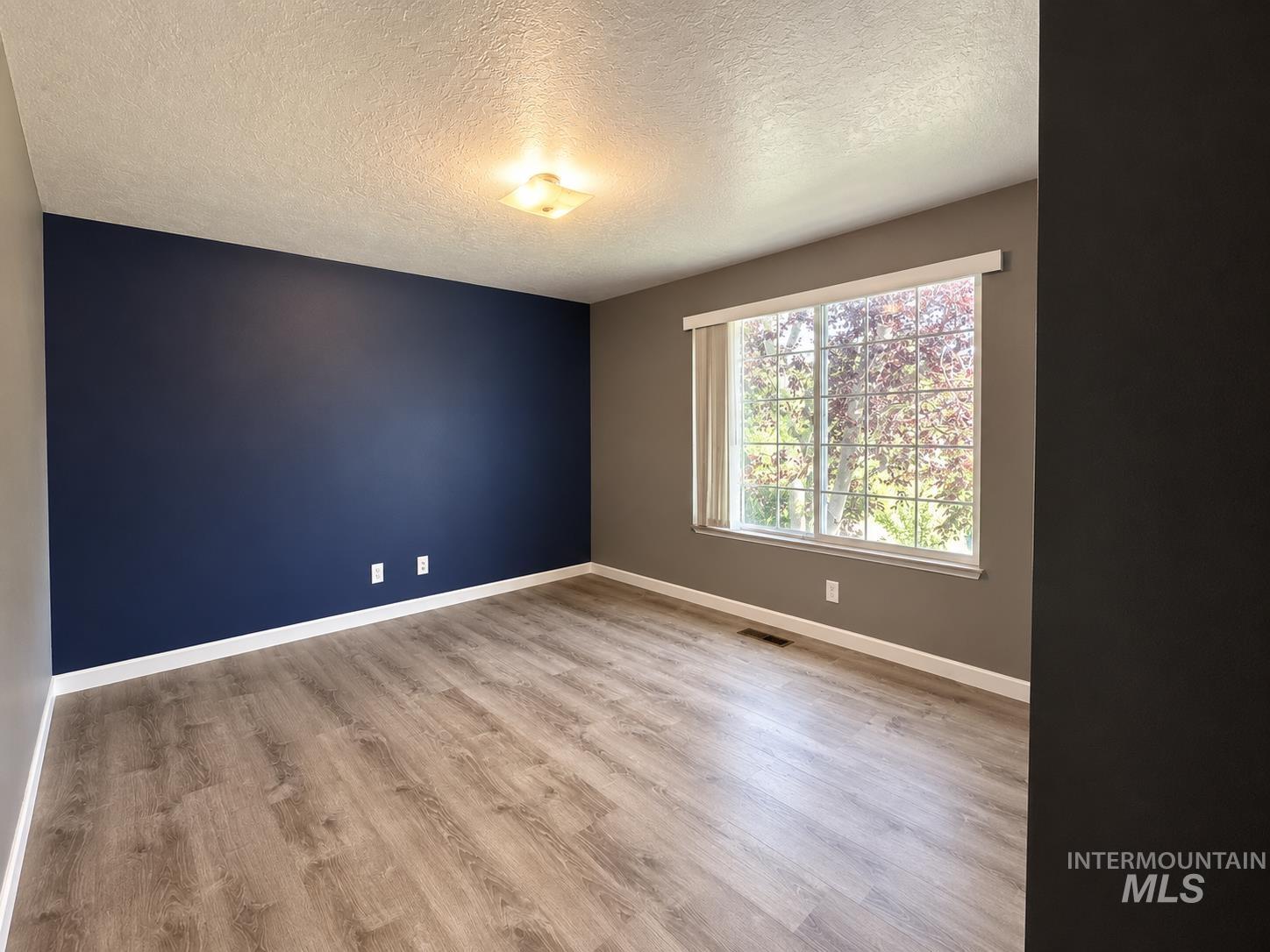 737 Academic Drive Property Photo 20