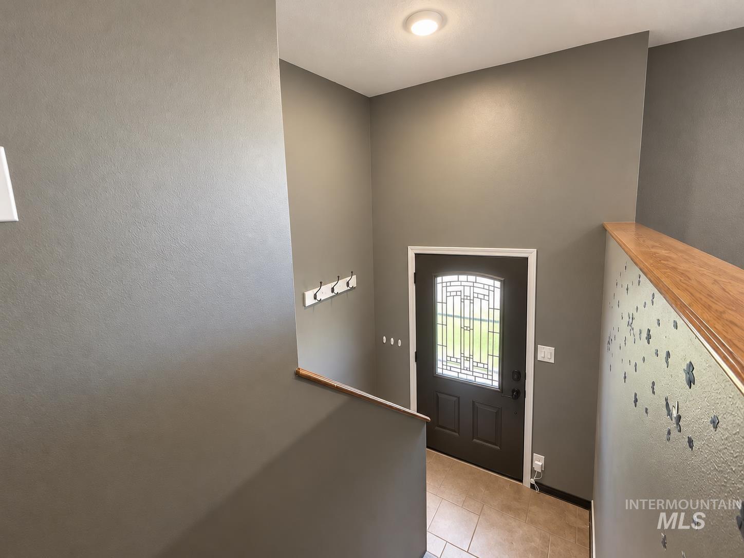 737 Academic Drive Property Photo 21