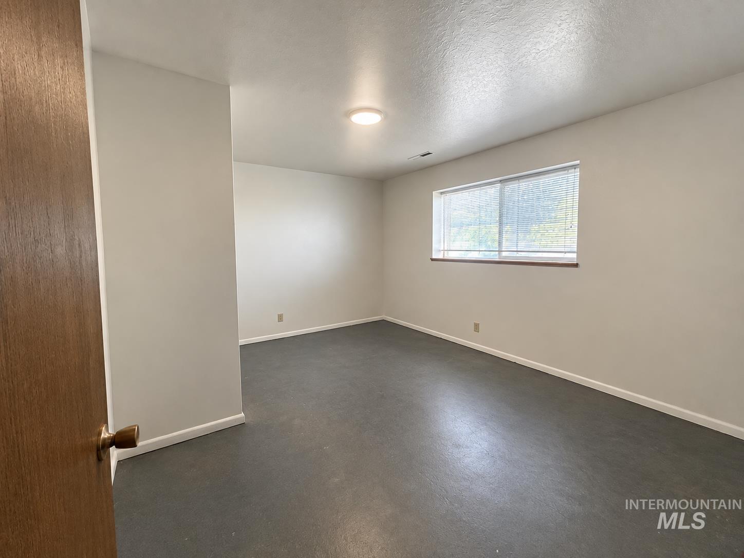 737 Academic Drive Property Photo 26