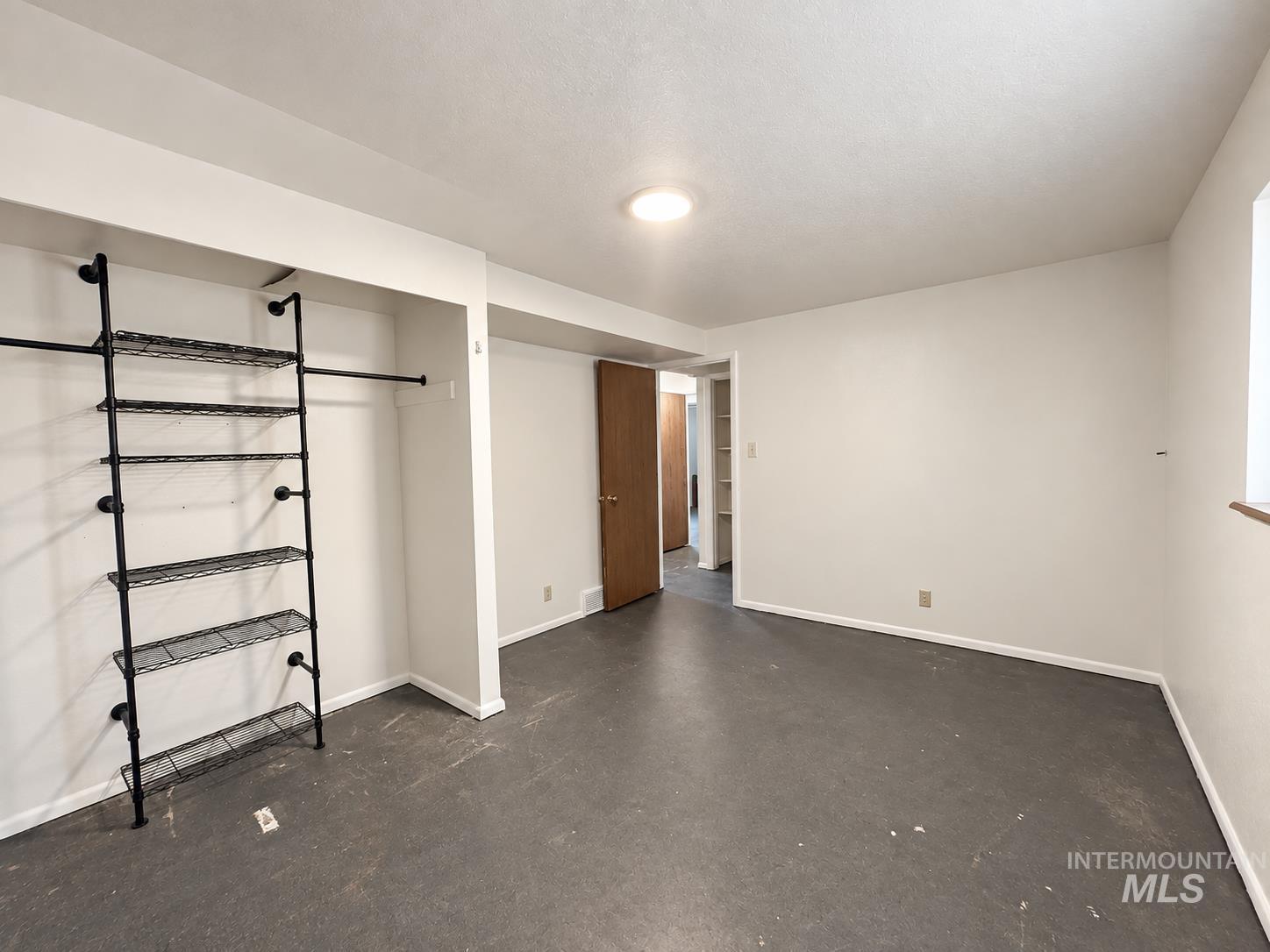 737 Academic Drive Property Photo 28