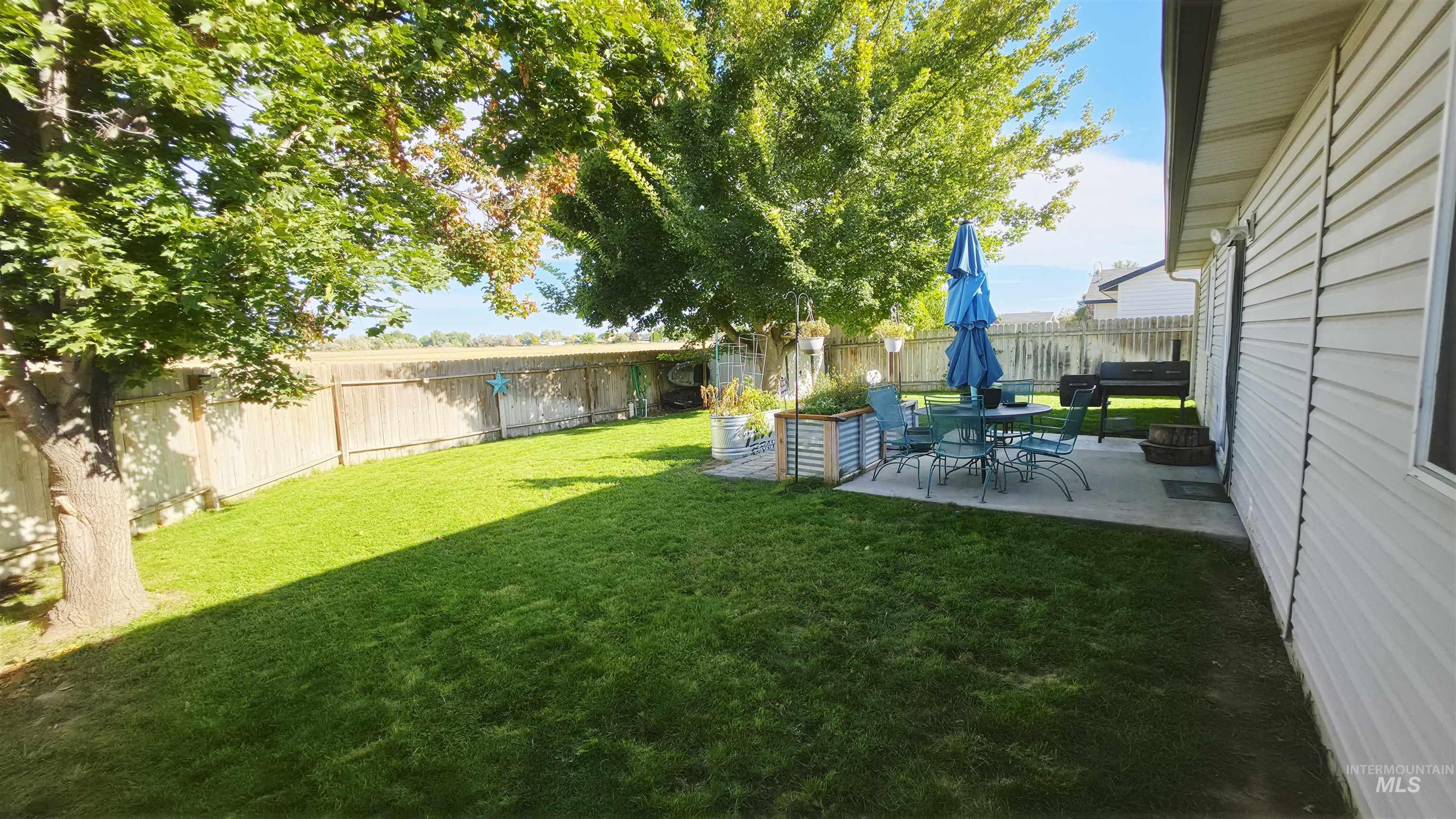 1614 S Woodland Dr Property Photo 22