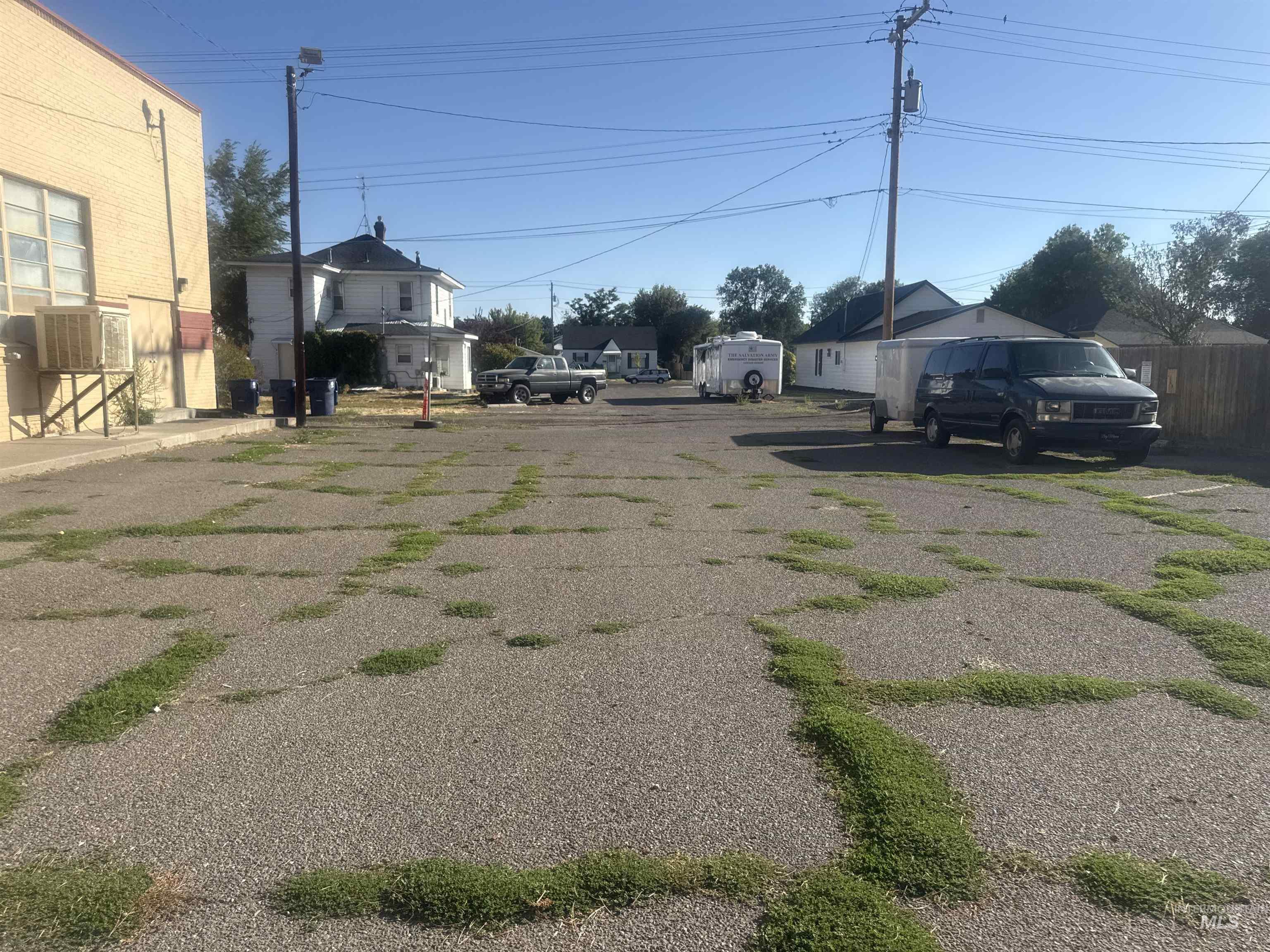 348 4th Ave N Property Photo 49