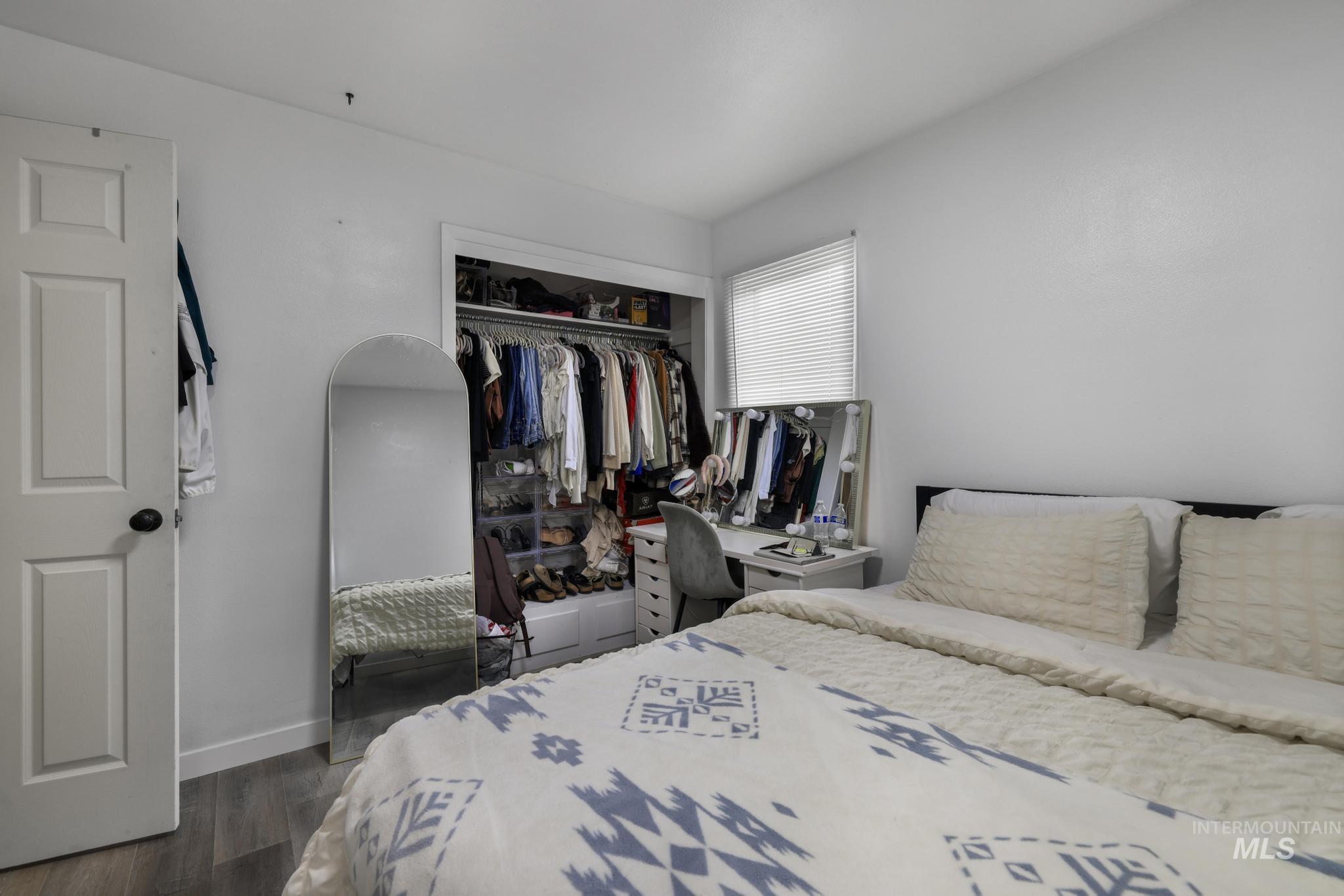 2016 E Addison Ave Property Photo 26