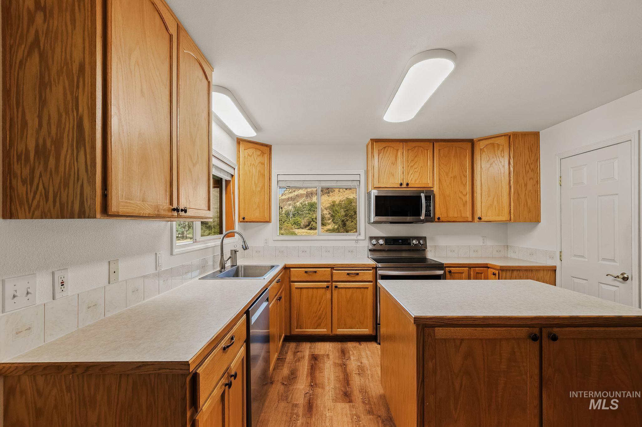 3387 Asotin Creek Road Property Photo 7