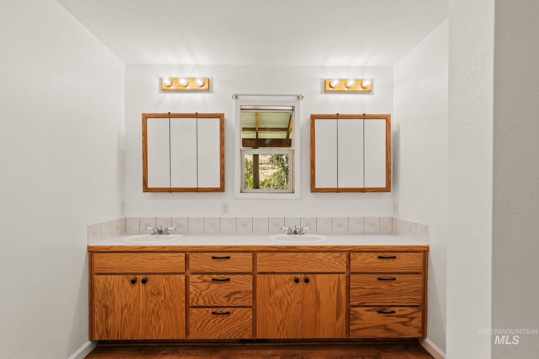 3387 Asotin Creek Road Property Photo 12