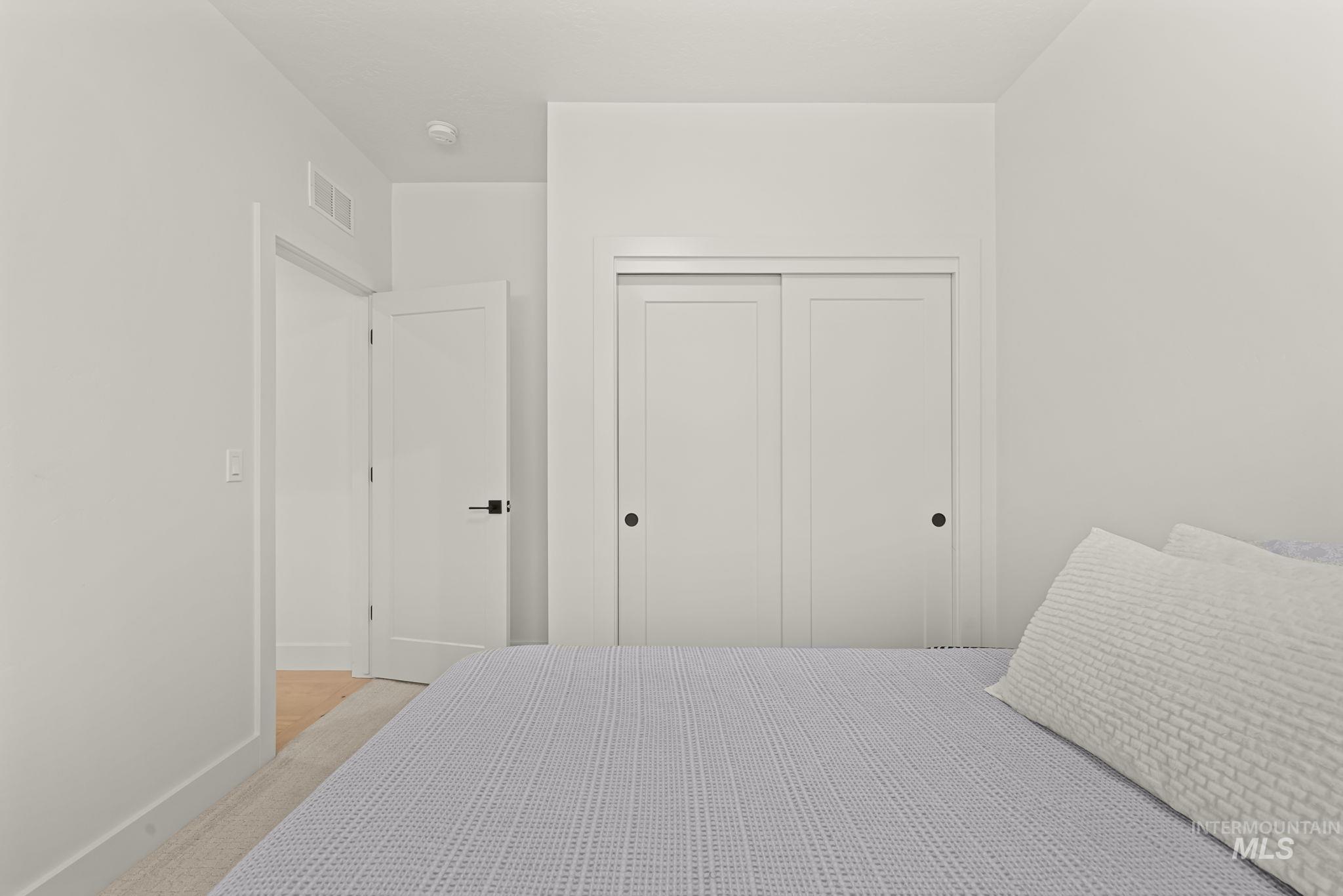 2319 S Steichen Way Property Photo 26