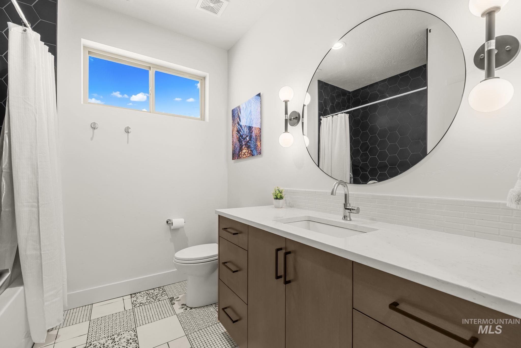 2319 S Steichen Way Property Photo 29