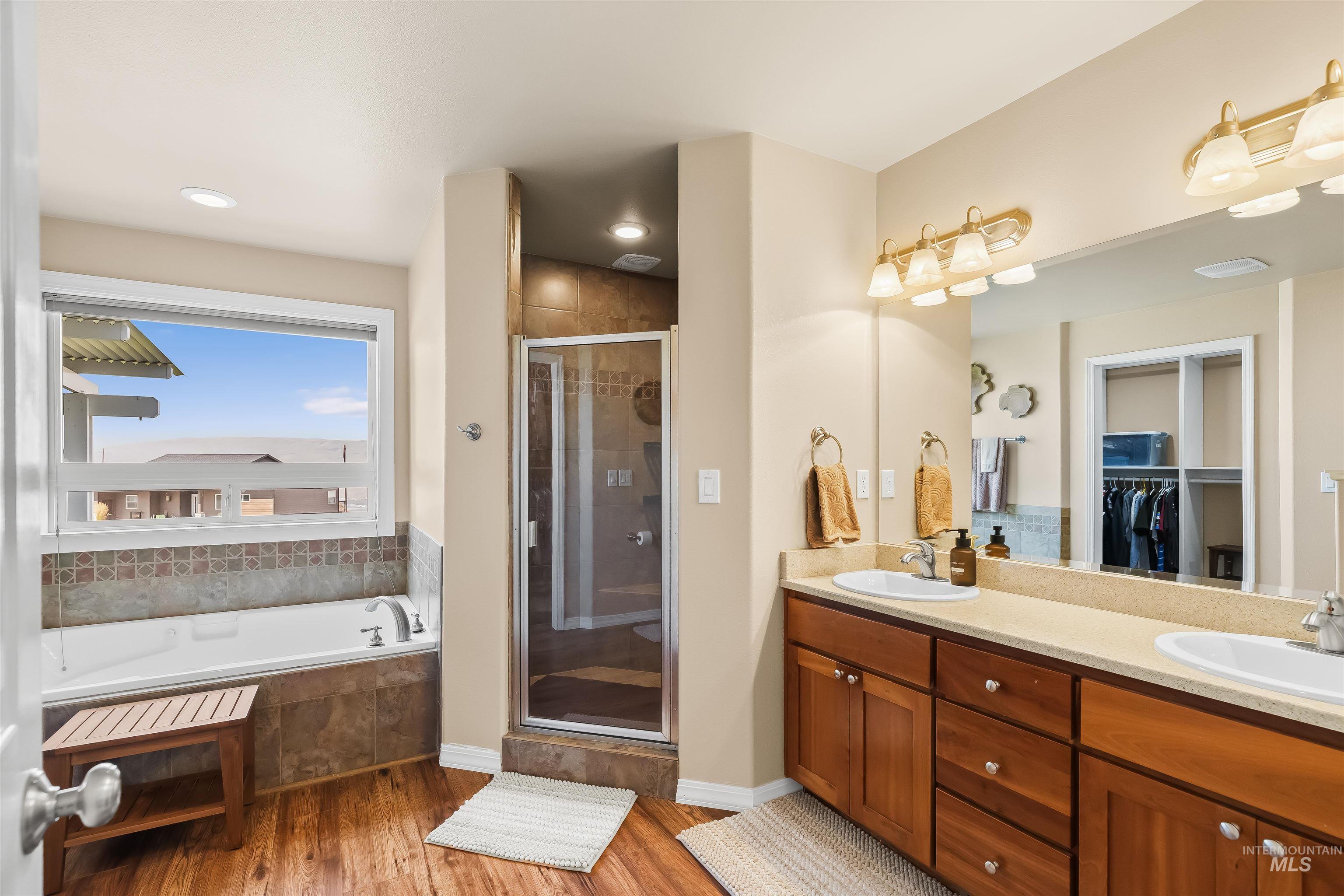 718 Talons Court Property Photo 15