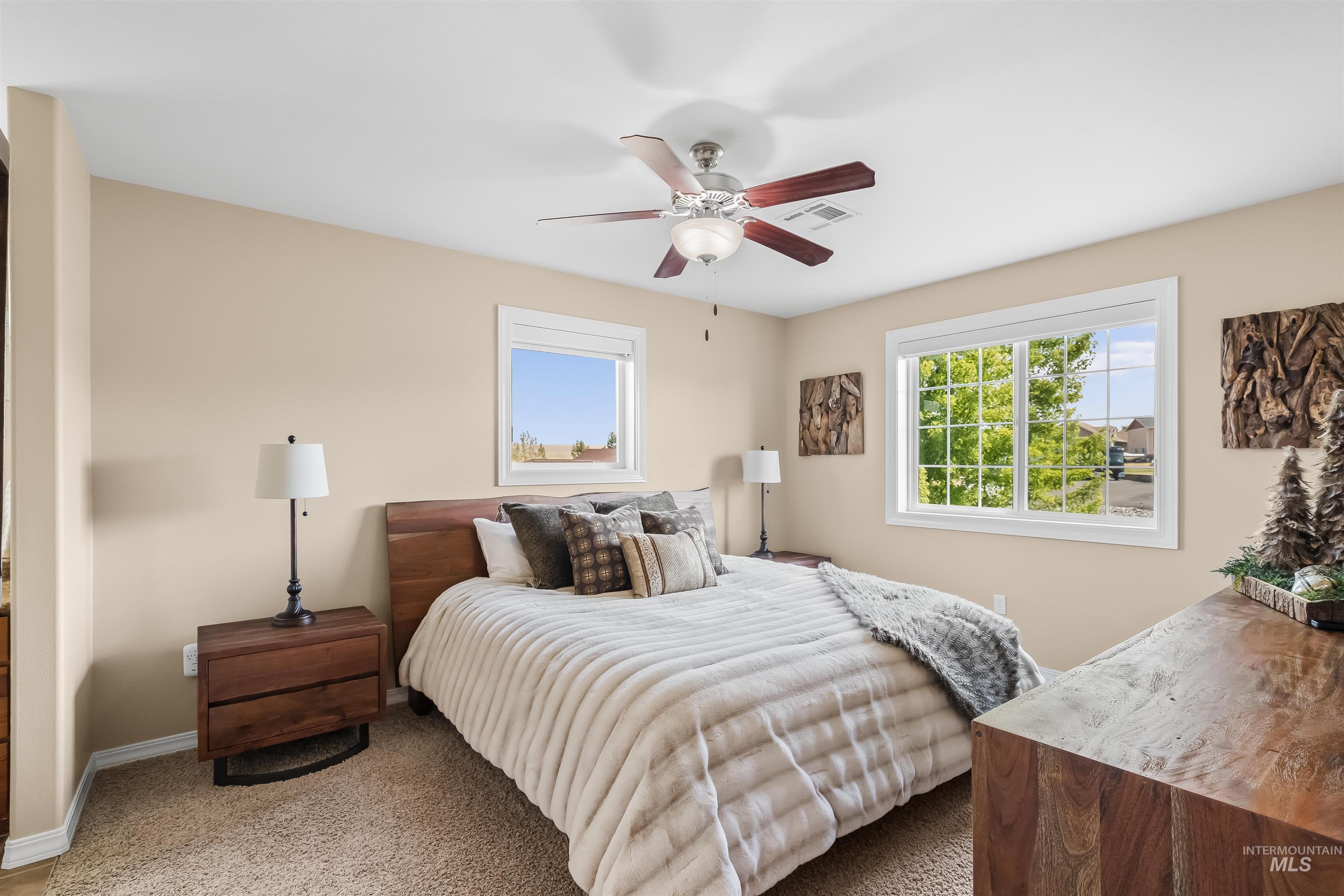 718 Talons Court Property Photo 29