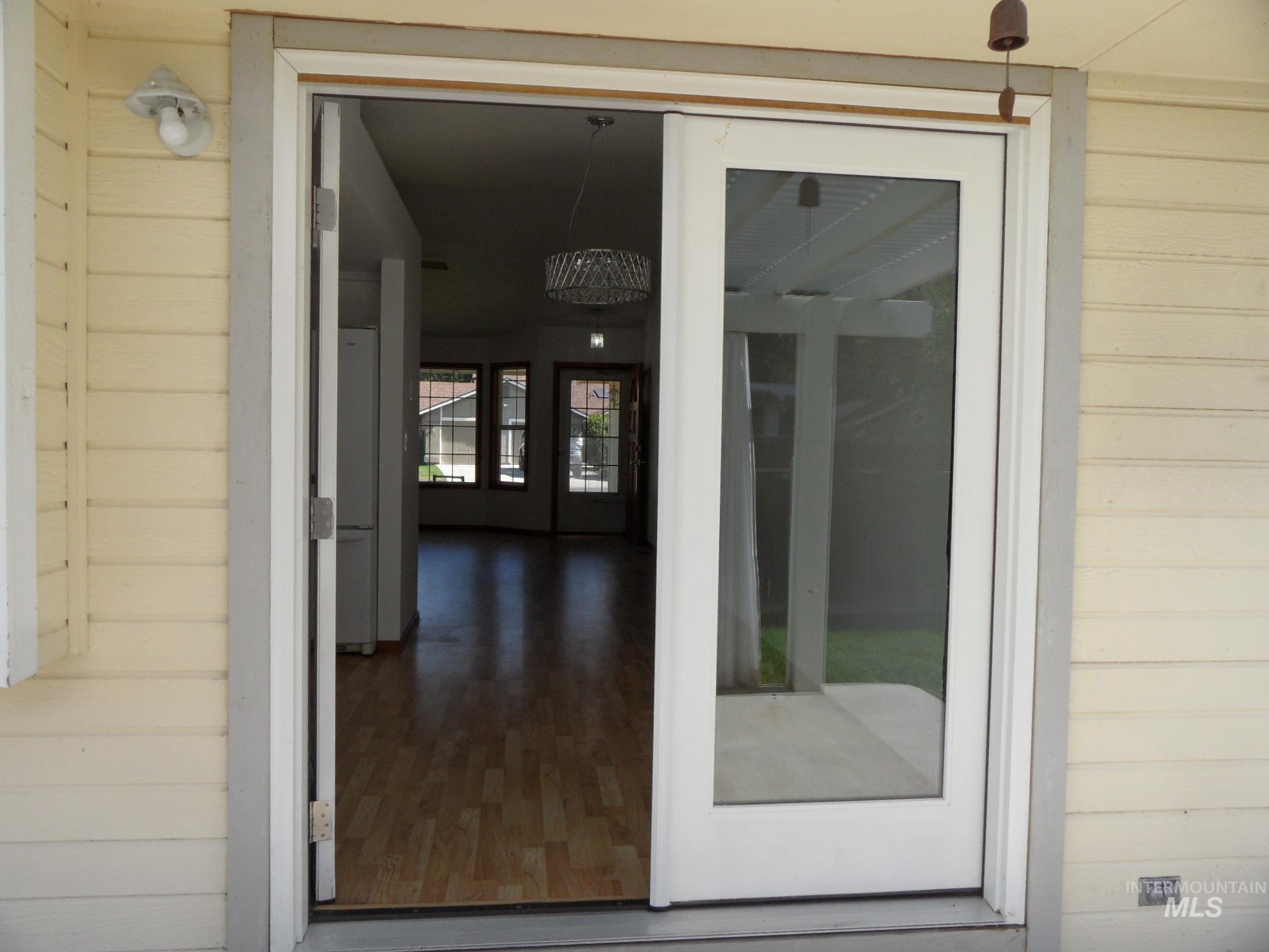 6919 N Glencrest Way Property Photo 12