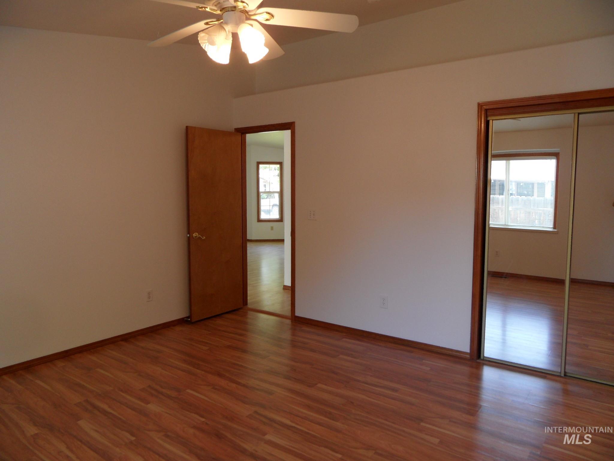 6919 N Glencrest Way Property Photo 14
