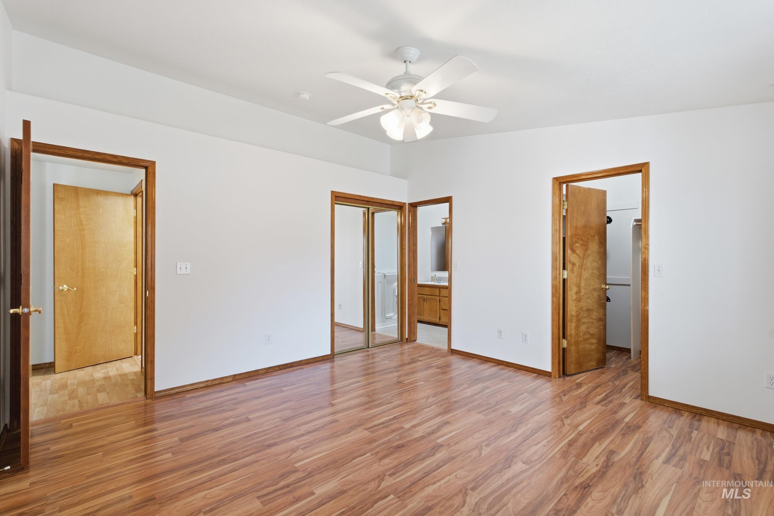 6919 N Glencrest Way Property Photo 17