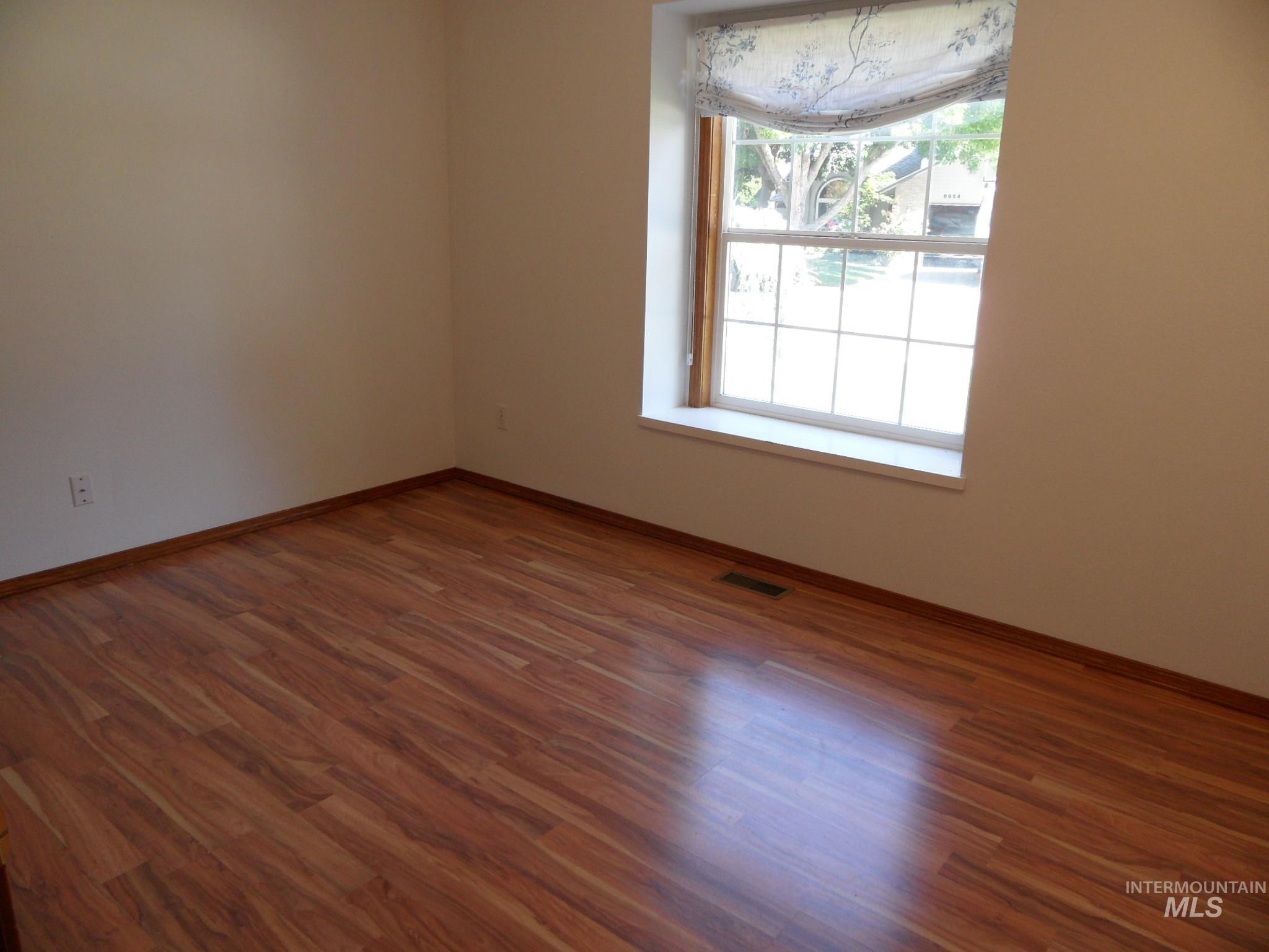 6919 N Glencrest Way Property Photo 19