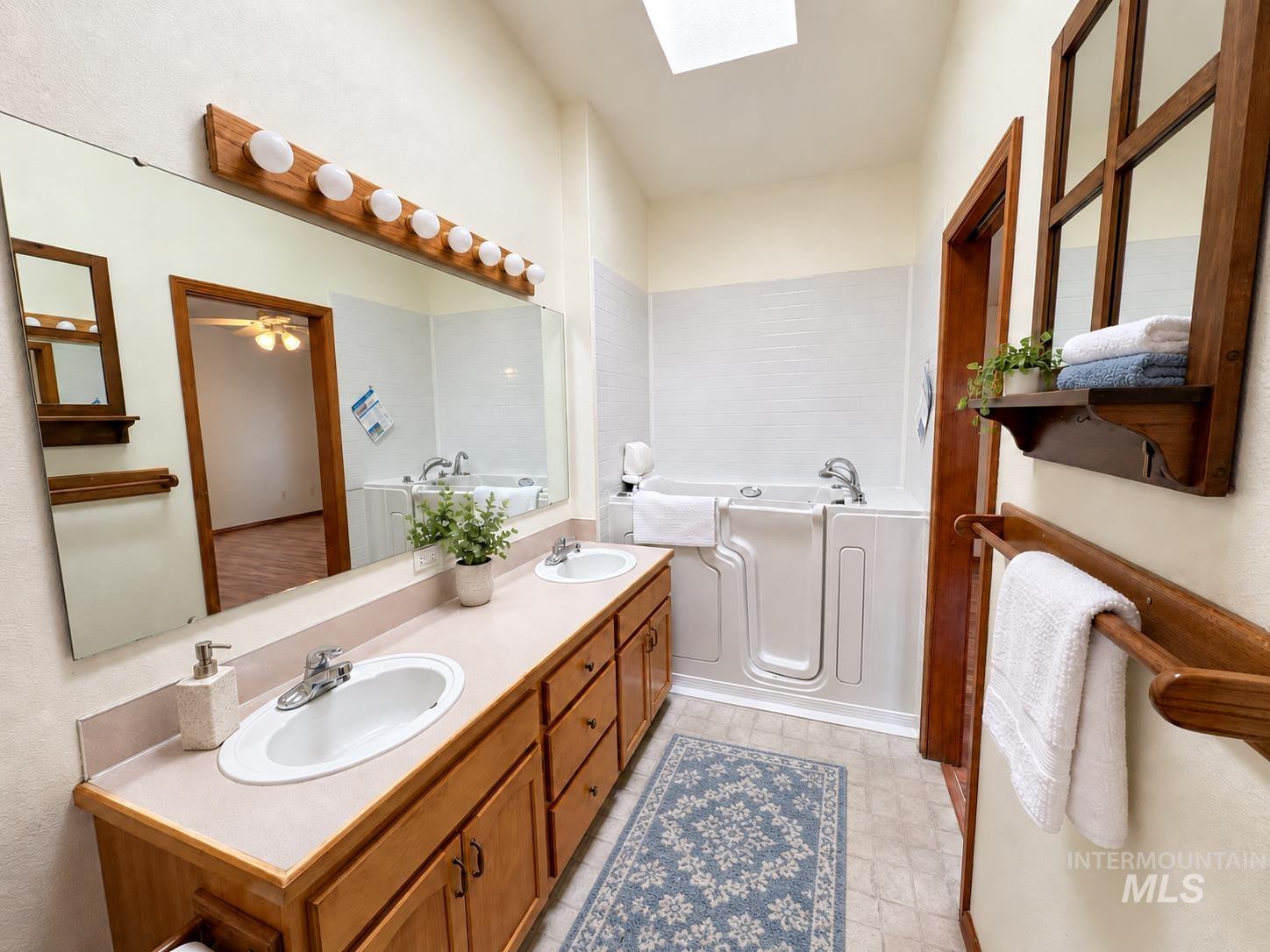 6919 N Glencrest Way Property Photo 20