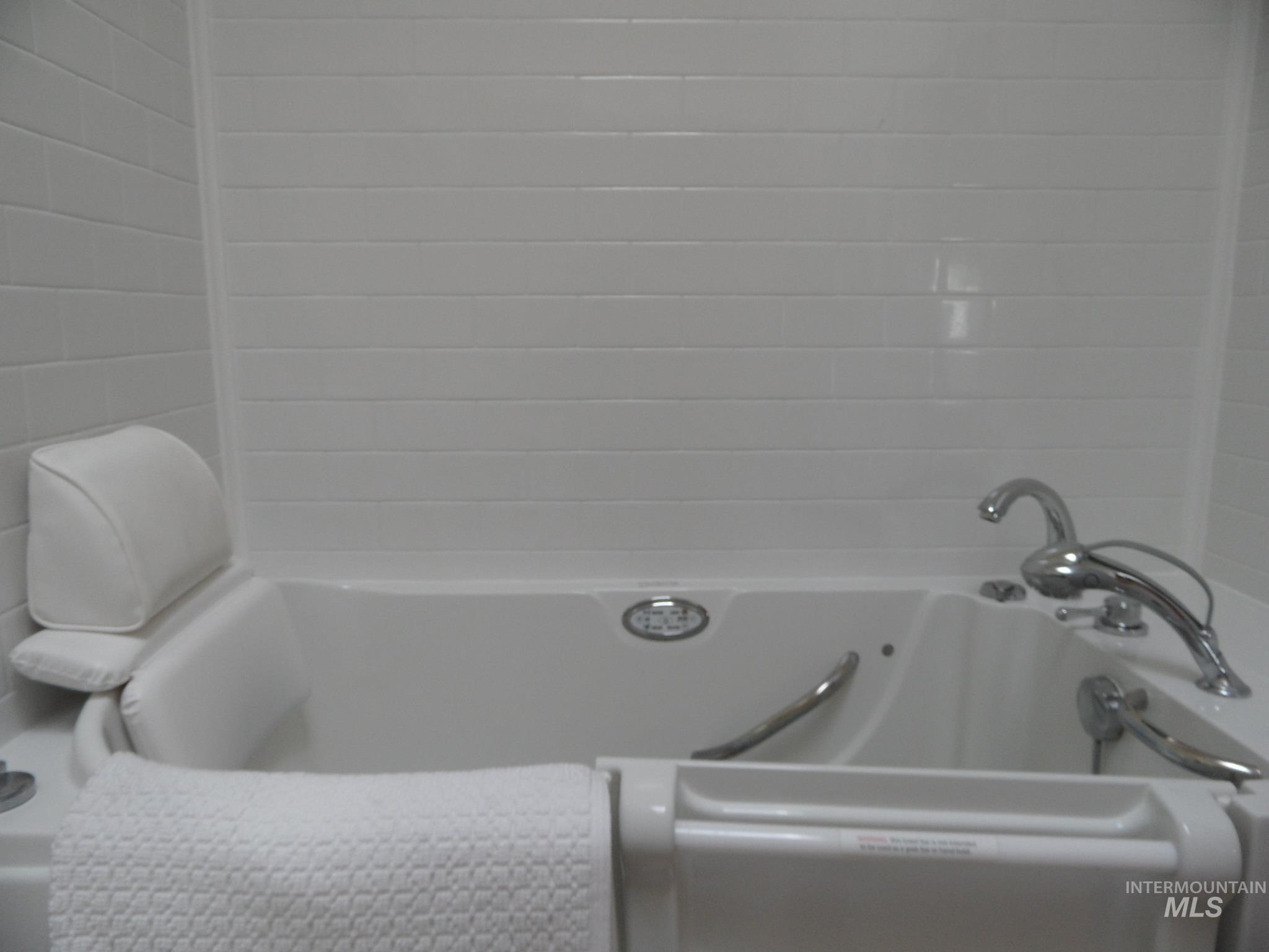 6919 N Glencrest Way Property Photo 21