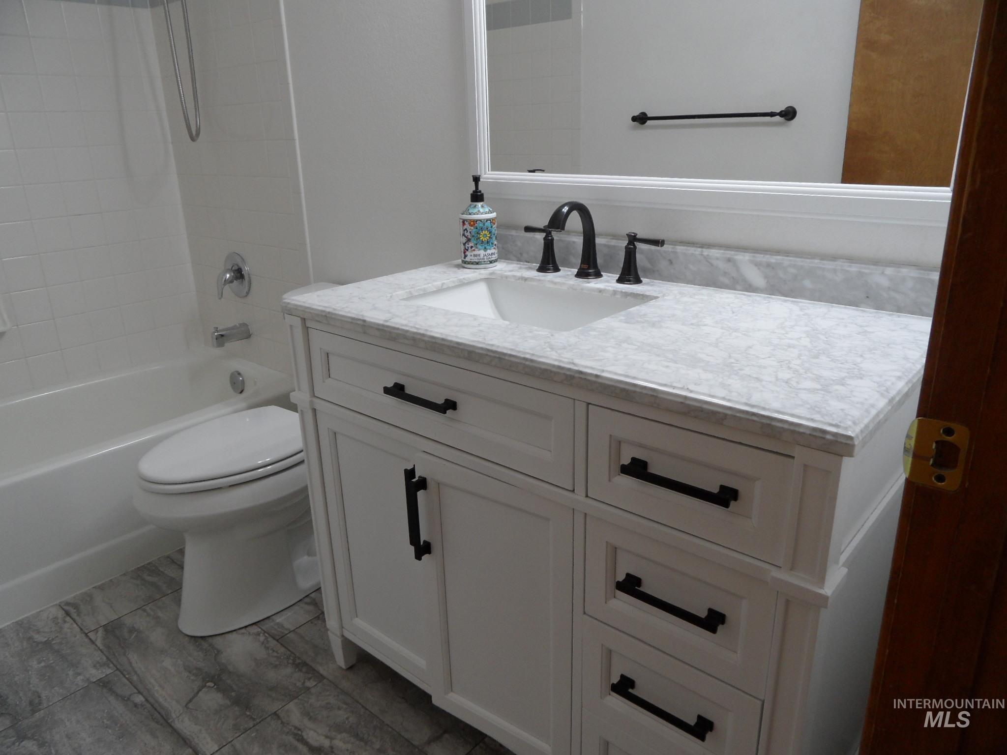 6919 N Glencrest Way Property Photo 23
