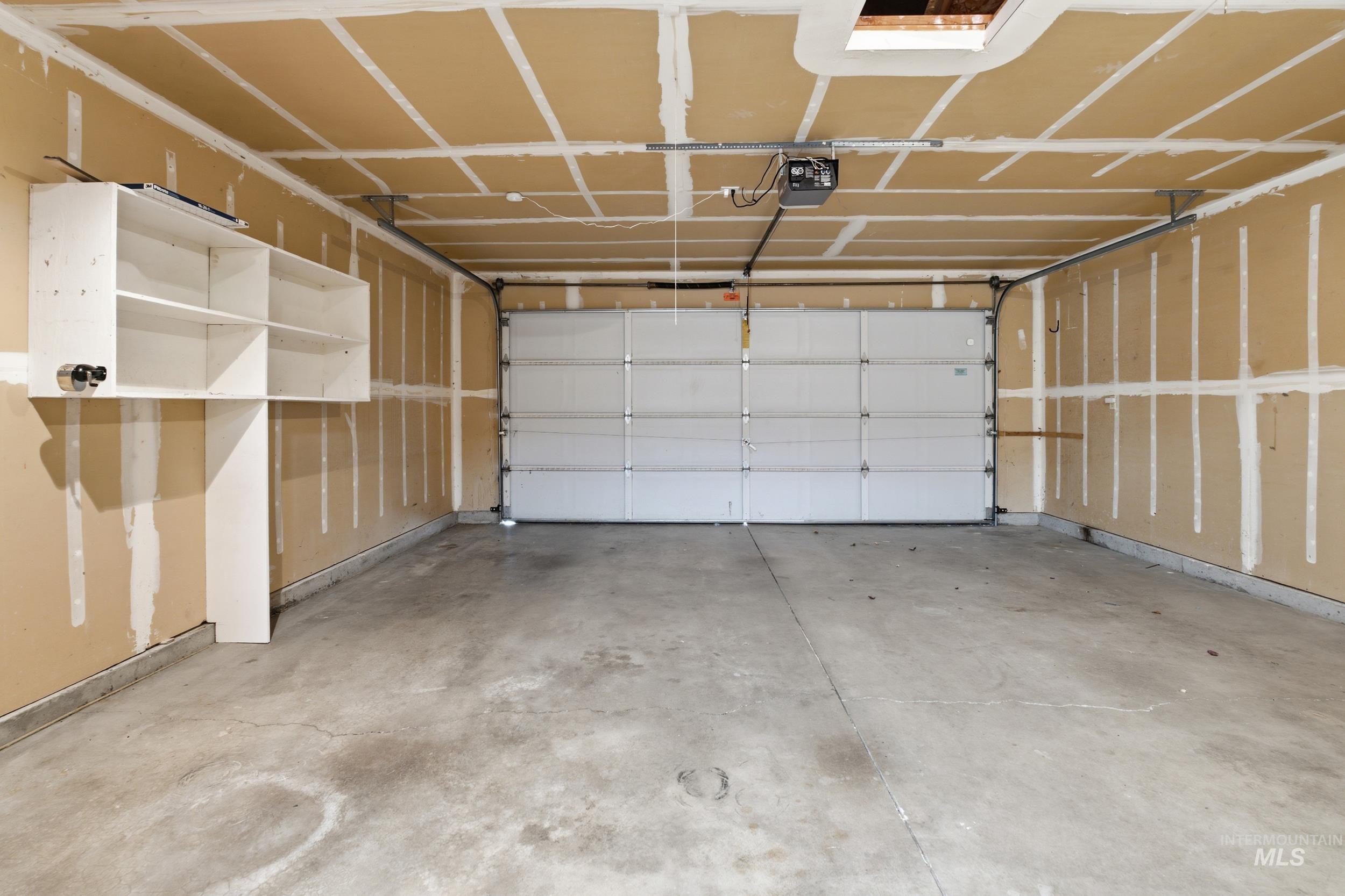 6919 N Glencrest Way Property Photo 32