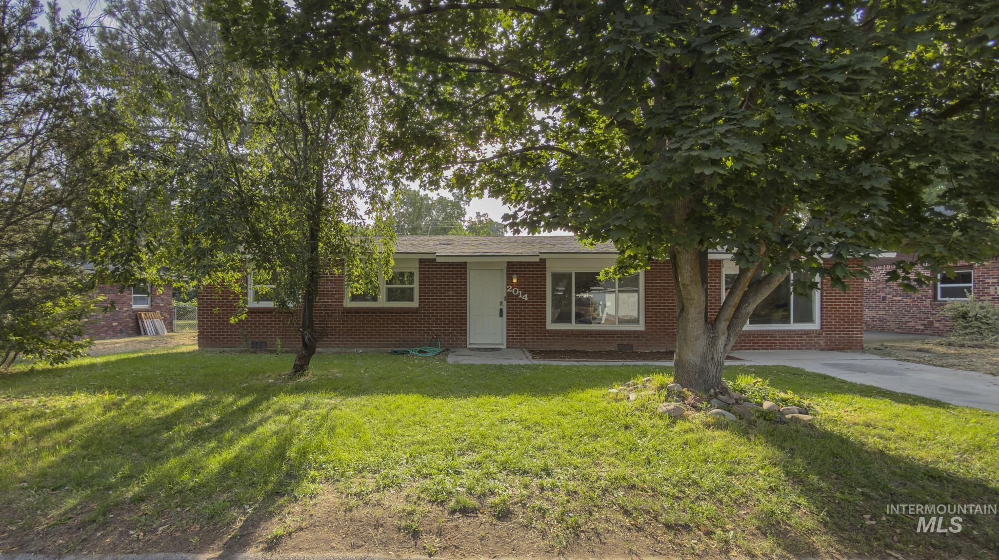 2014 S Jackson St. Property Photo 2