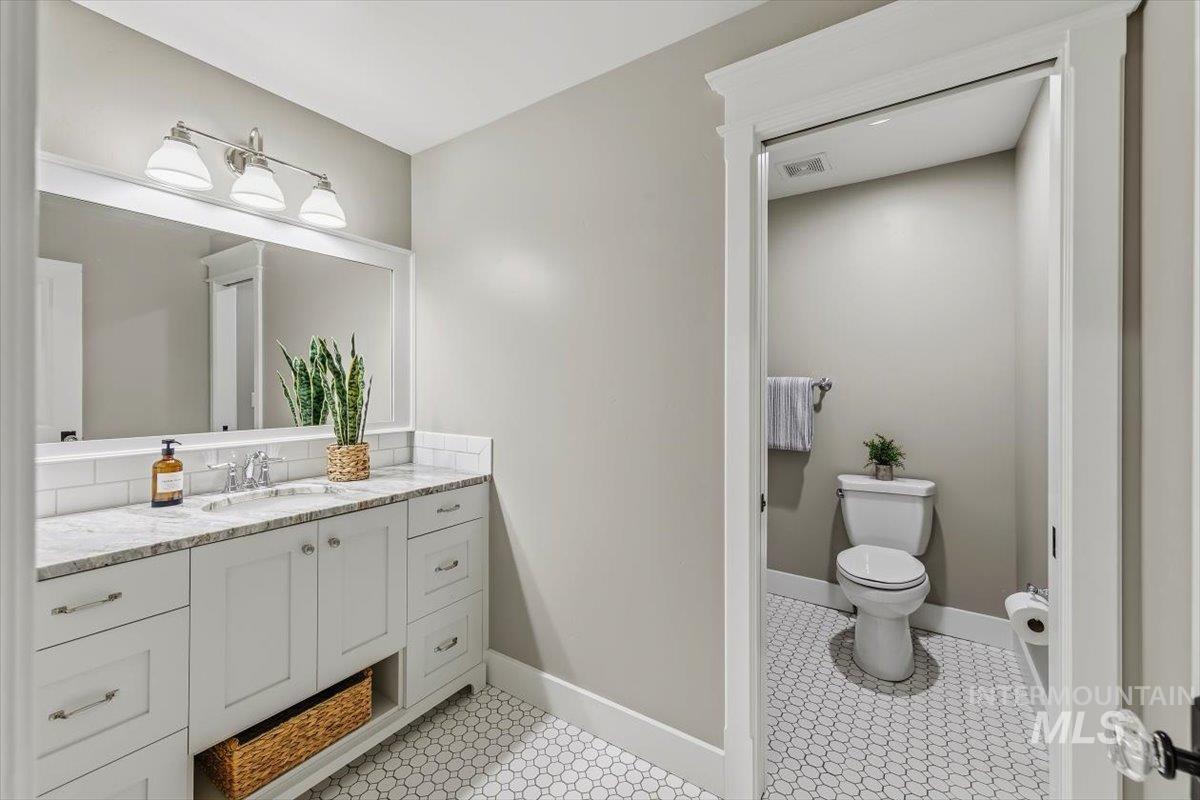 958 N Lionbridge Pl Property Photo 31