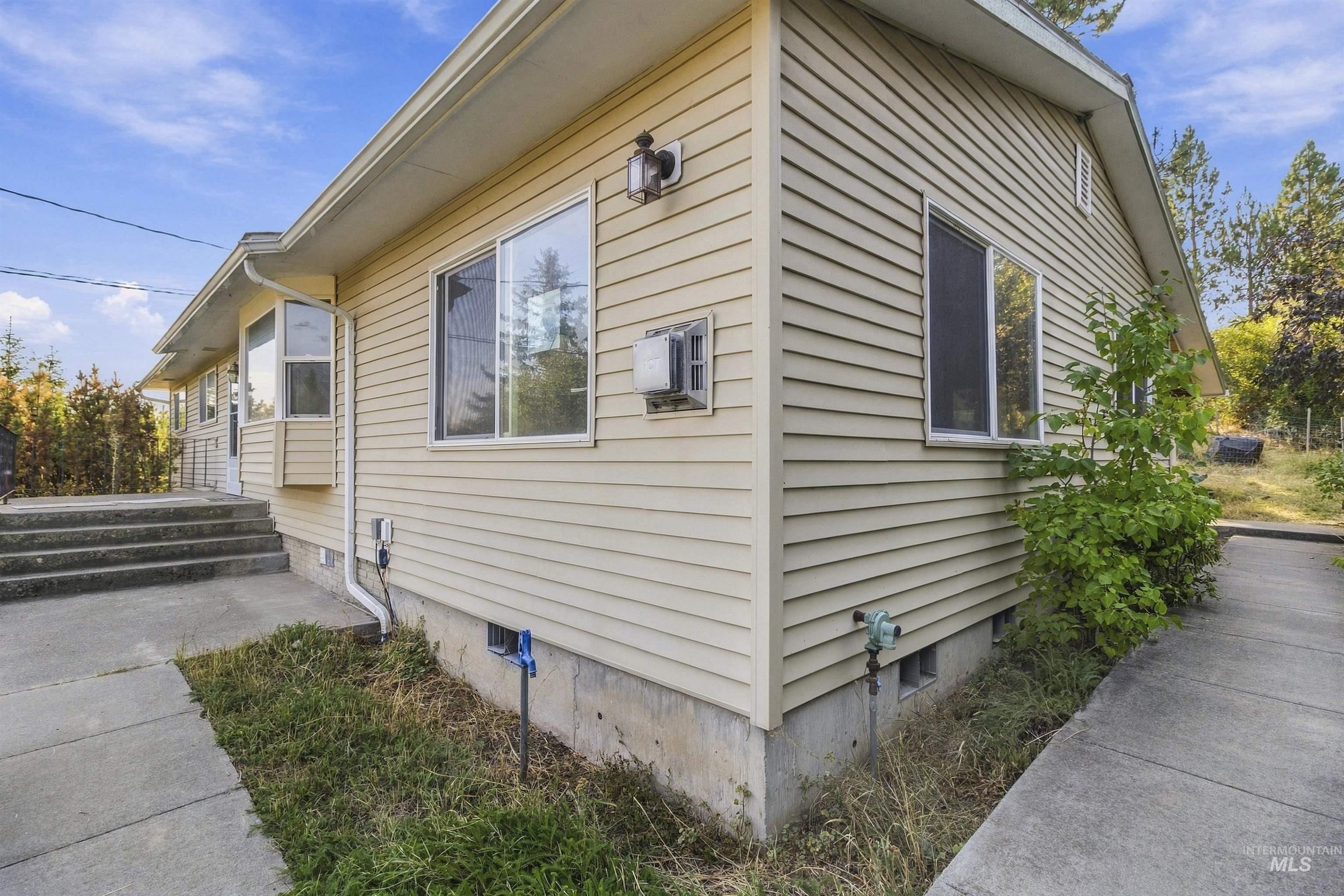 1177 Teare Rd Property Photo 3