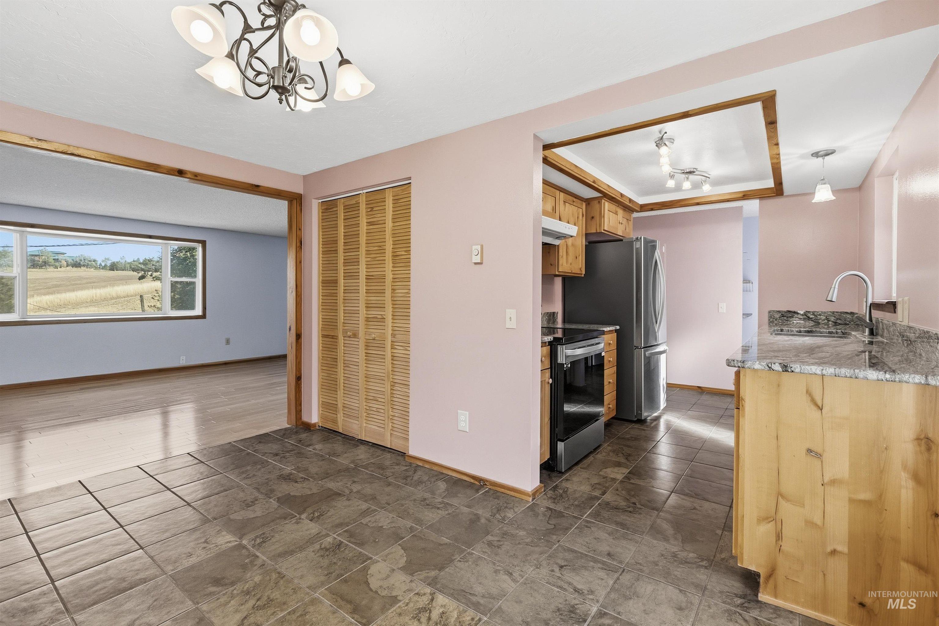 1177 Teare Rd Property Photo 12