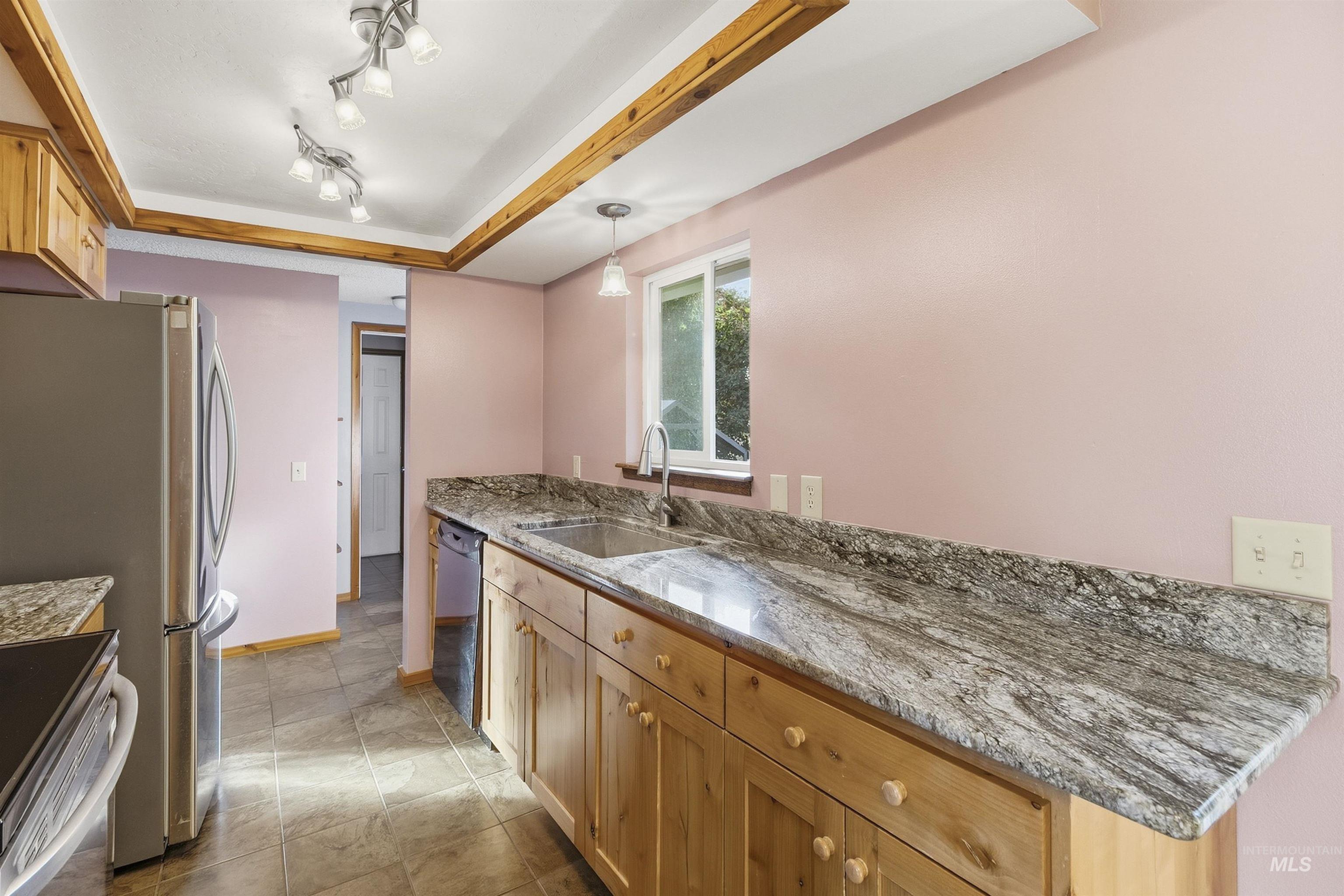 1177 Teare Rd Property Photo 15