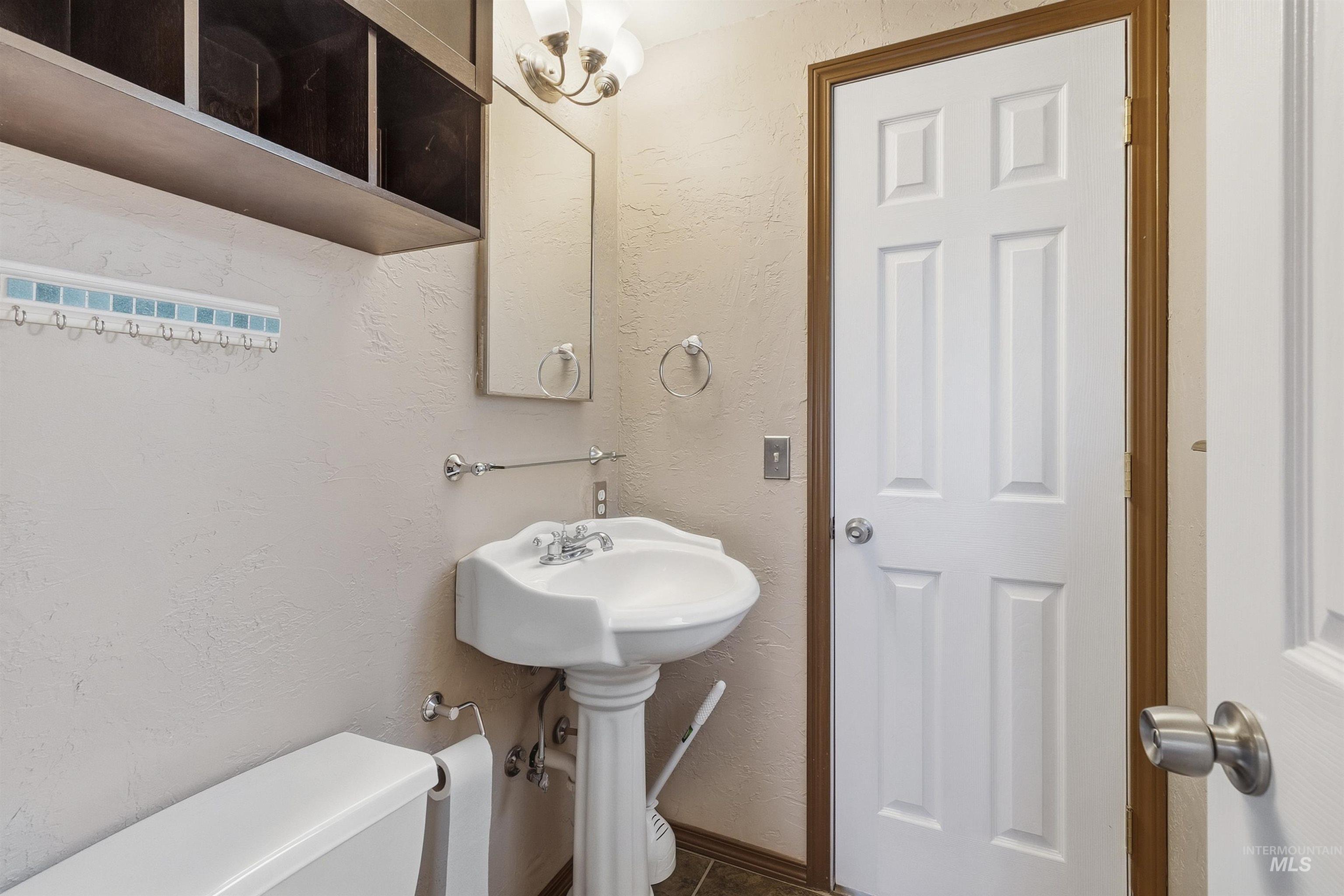 1177 Teare Rd Property Photo 22