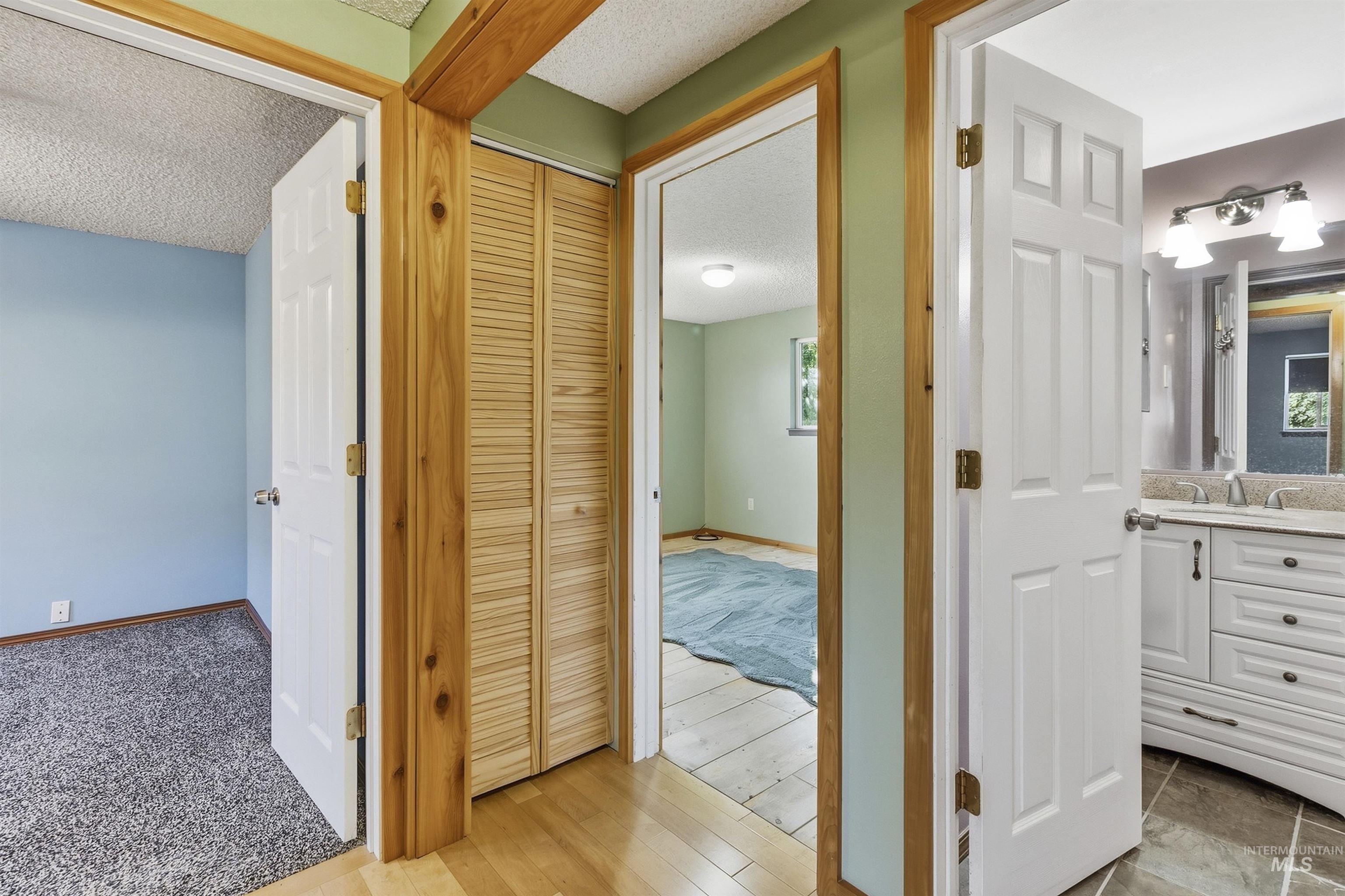 1177 Teare Rd Property Photo 23